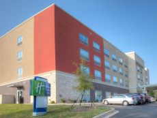 Holiday Inn Express & Suites Fort Mill