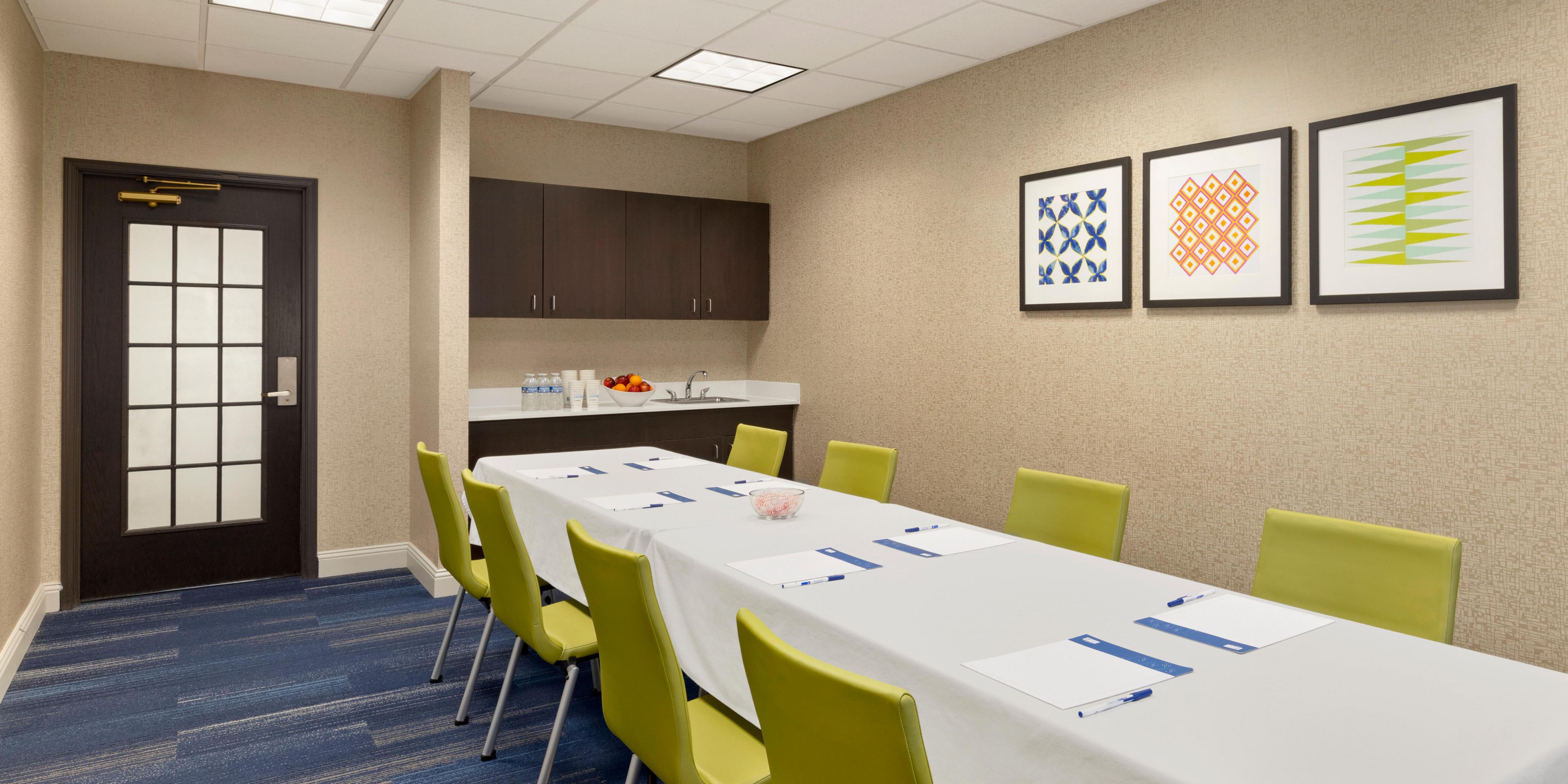 Host a formal business meeting in our small-scale meeting space which can accommodate up to 12 people for conference-style and classroom-style seating, and 25 for classroom-style. Contact our sales office for your next event.
