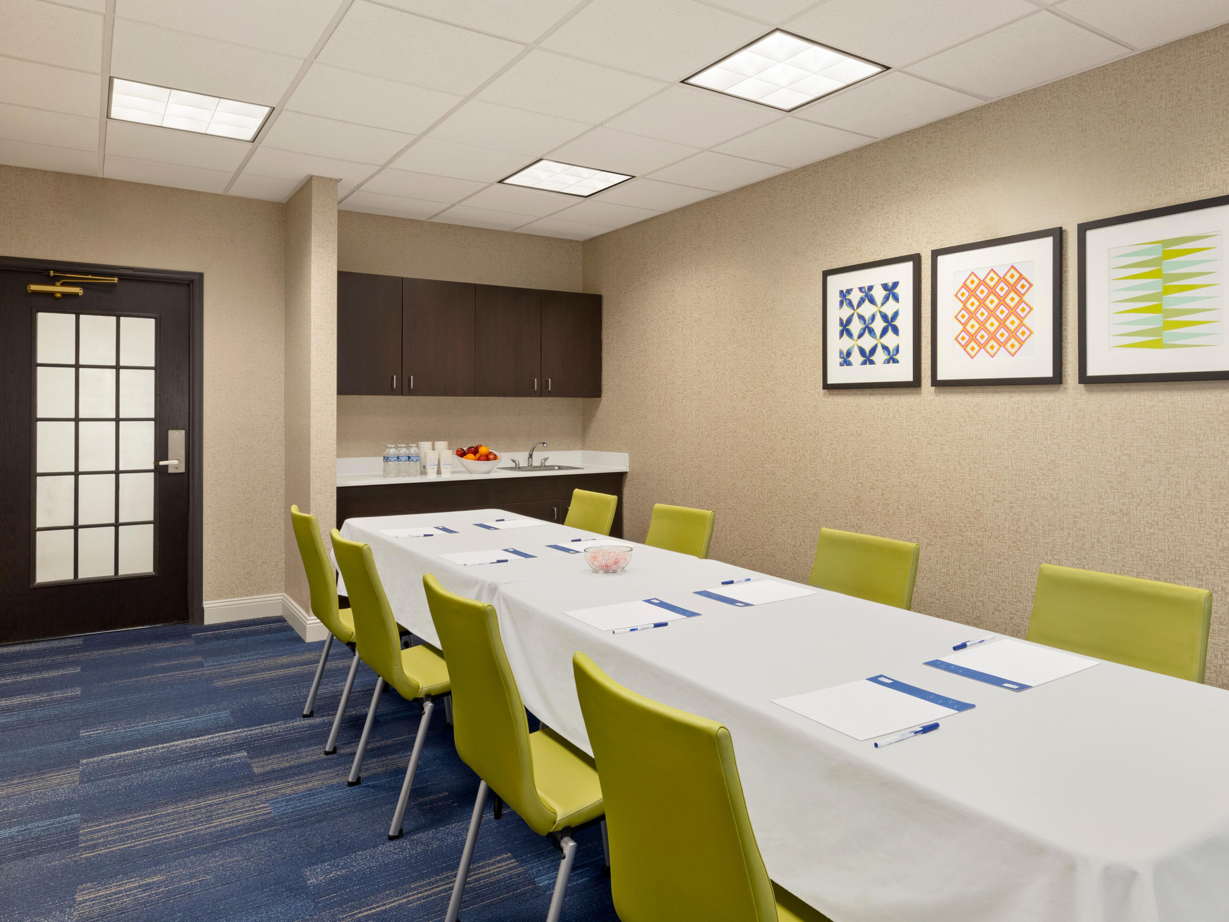 Hotel in Fort Myers FL | Holiday Inn Express Fort Myers - The Forum