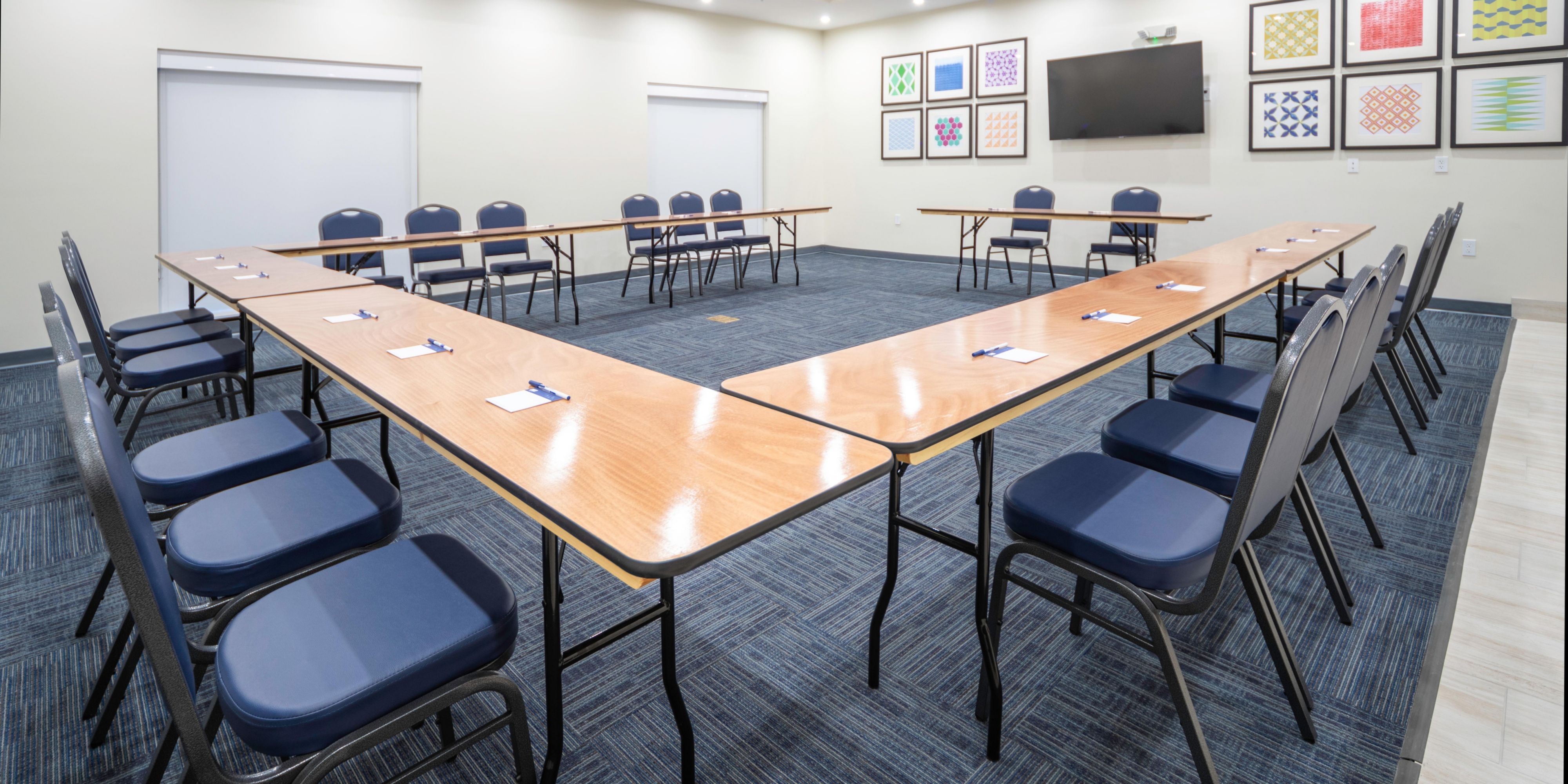We are delighted to offer a variety of options for your next meeting or event.  Our comfortable guest suites and functional meeting room will provide an ideal setting for a wide range of events.  