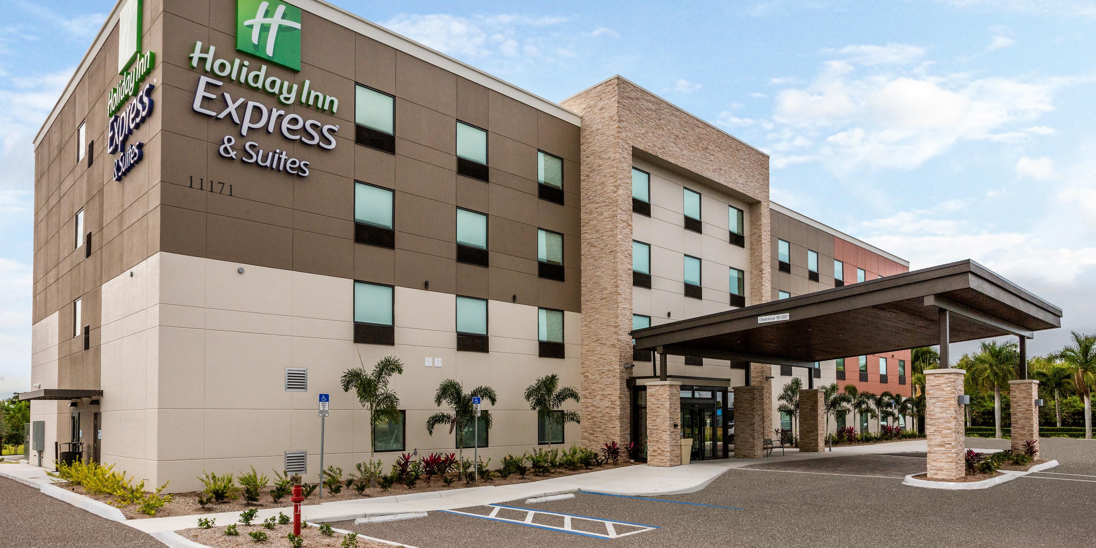 Holiday Inn Express & Suites Ft Myers Beach-Sanibel Gateway