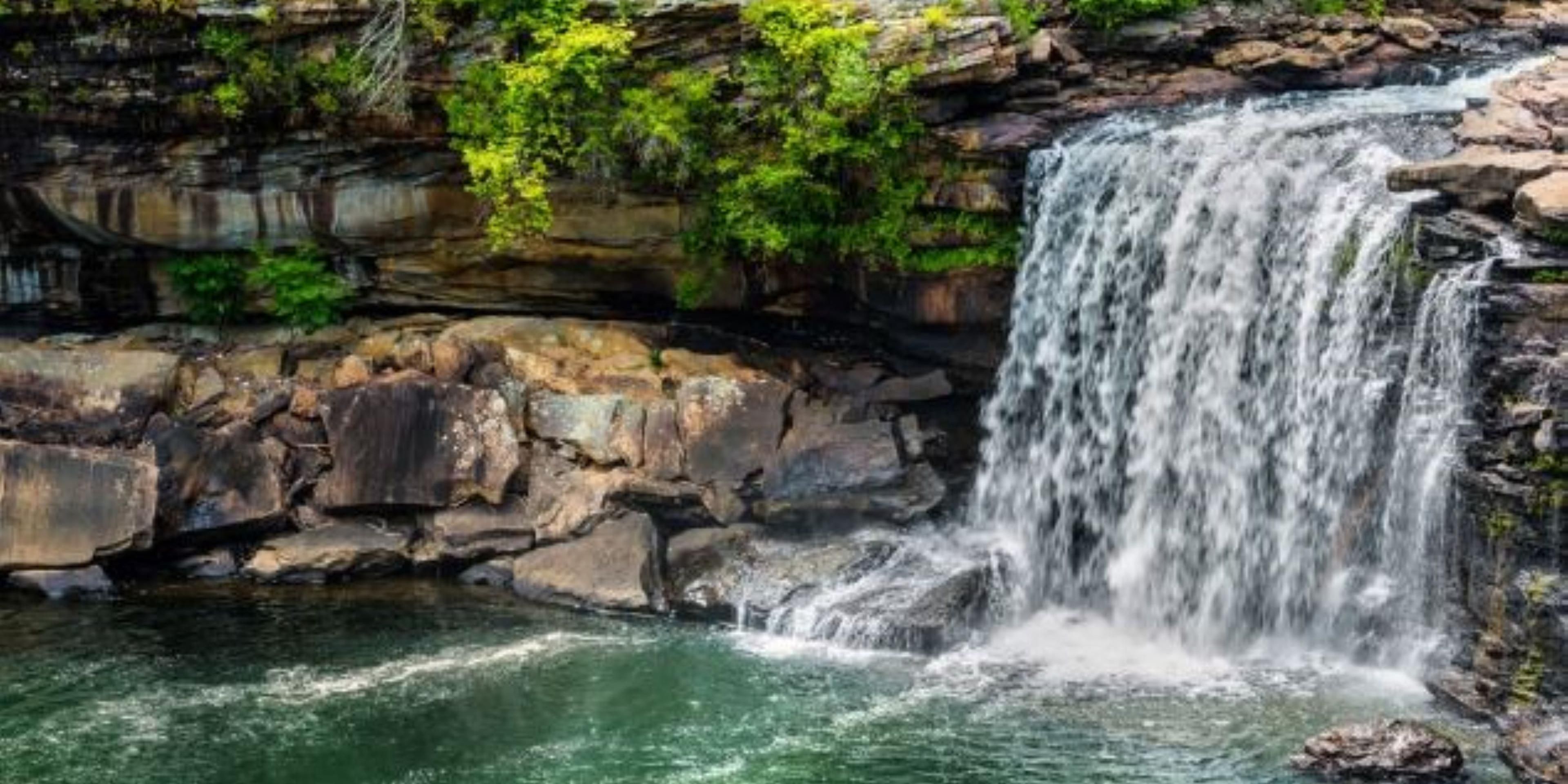 Stay with us and enjoy the close proximity to Little River Canyon National Preserve. This beautiful treasure is located on top of Lookout Mountain near Fort Payne and less than 15 miles from hotel. Enjoy back country exploring, scenic drives, and spectacular views.  