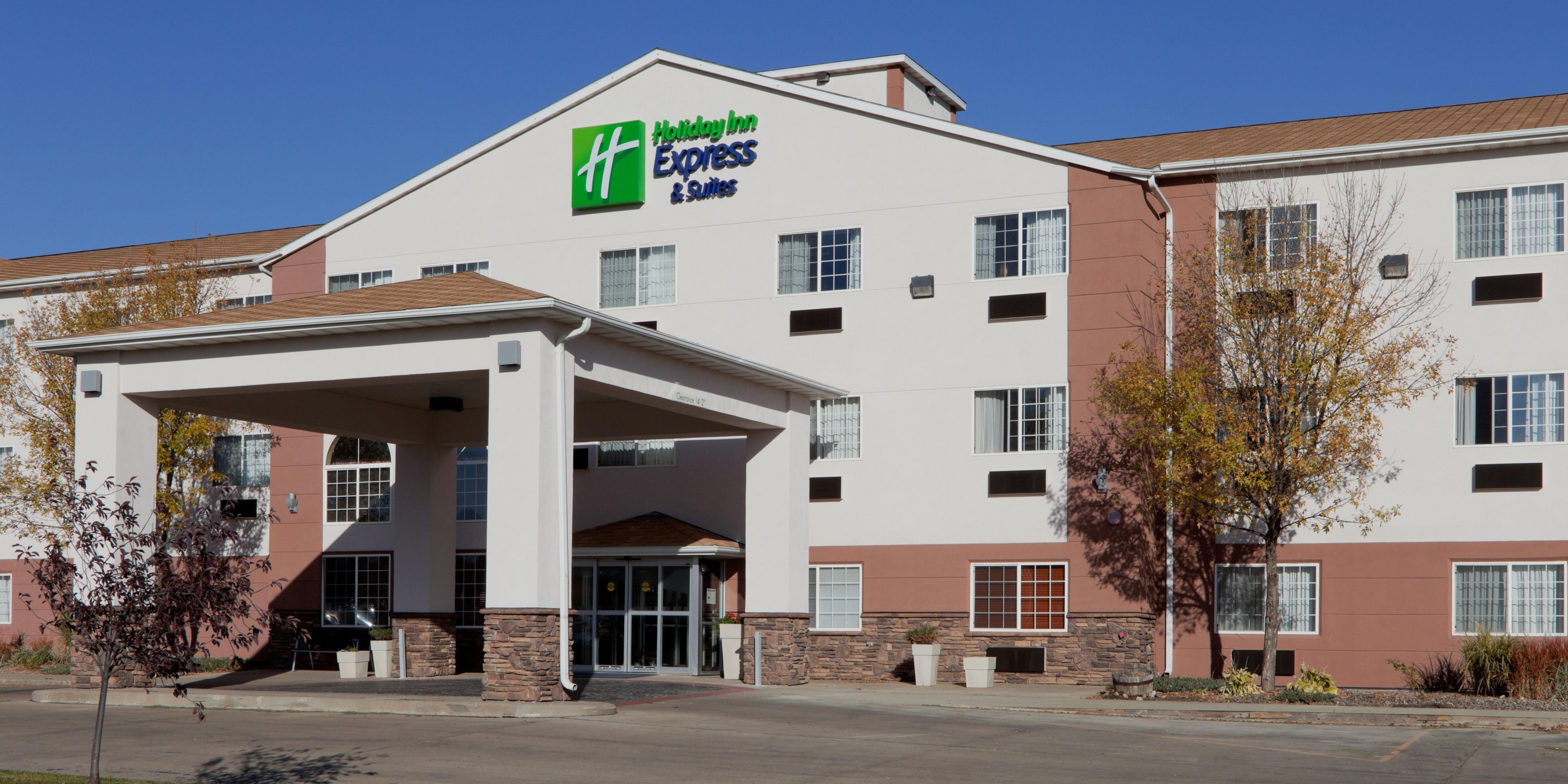 Holiday Inn Express & Suites Pierre-Fort Pierre