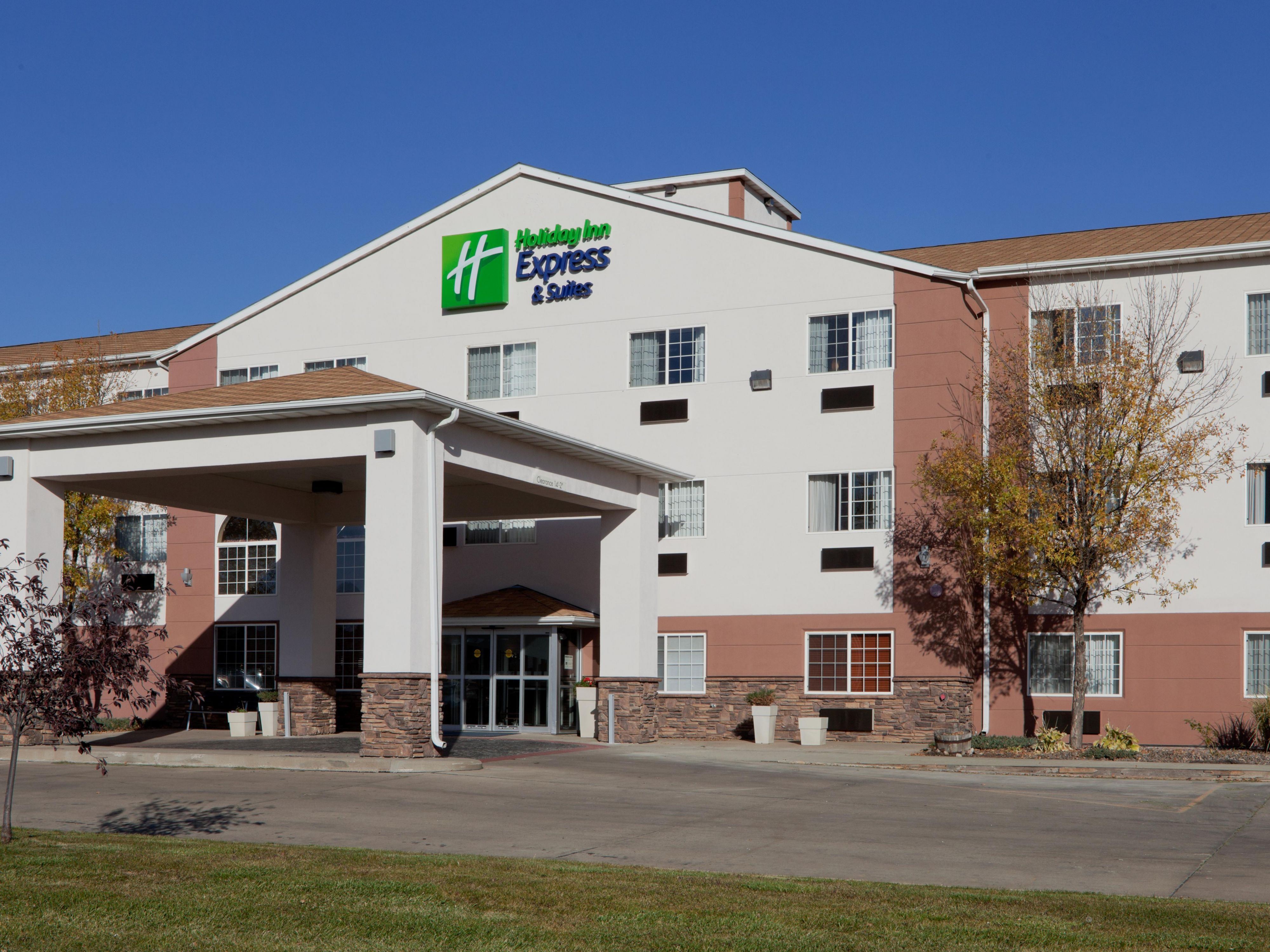 Holiday Inn Express & Suites Pierre-Fort Pierre