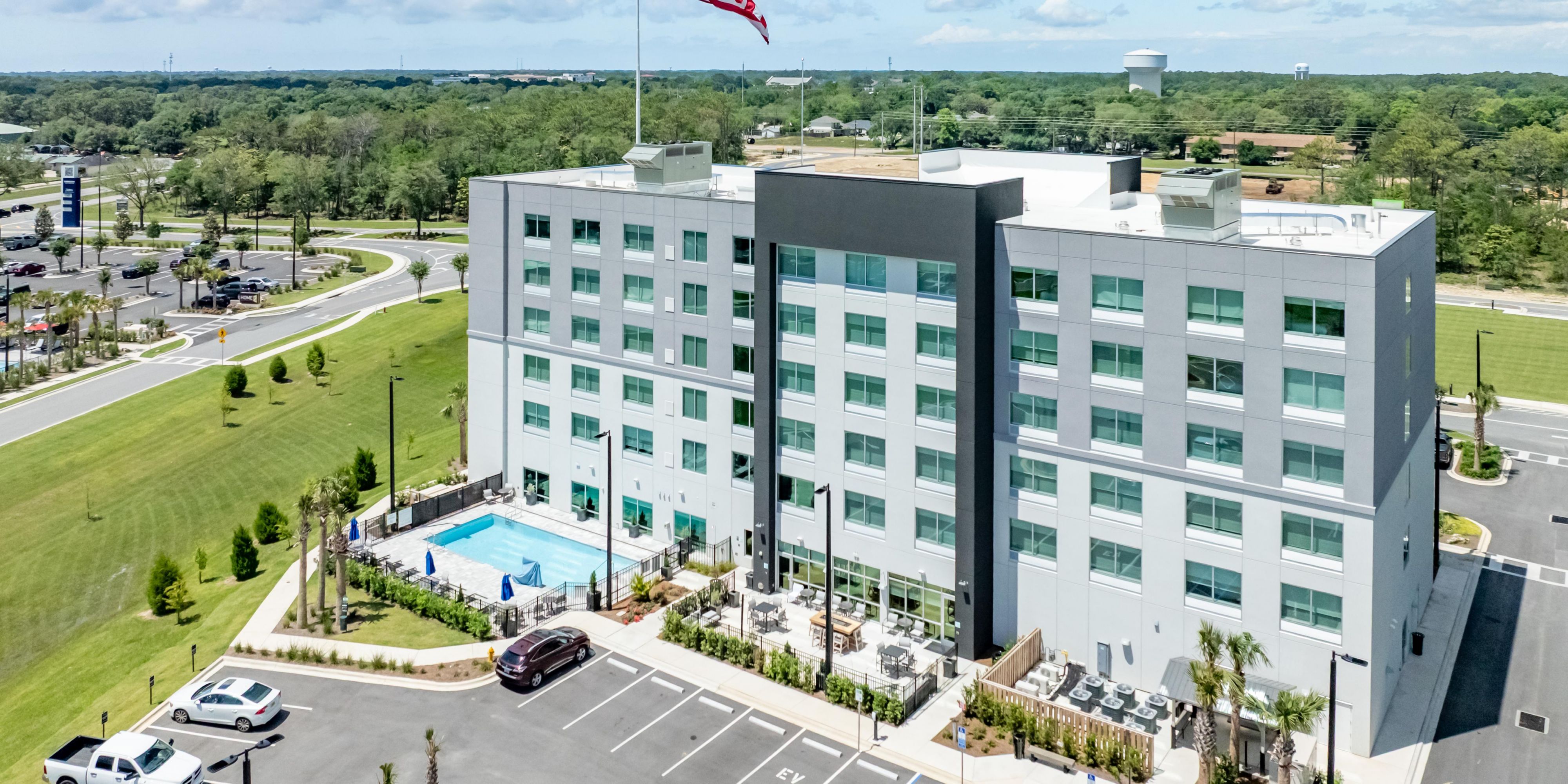 Holiday Inn Express & Suites Fort Walton Beach - Area Eglin