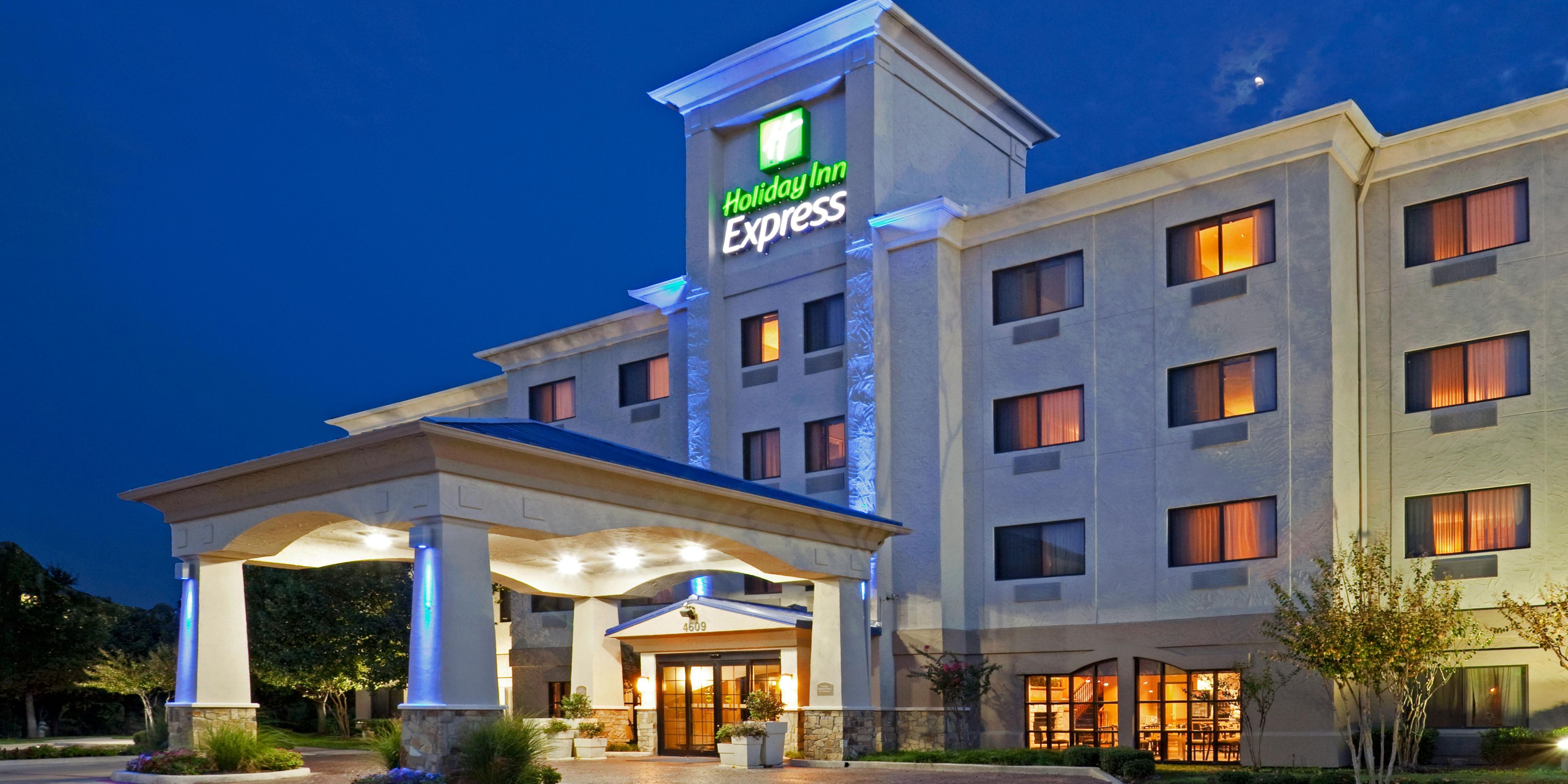 Holiday inn store near me