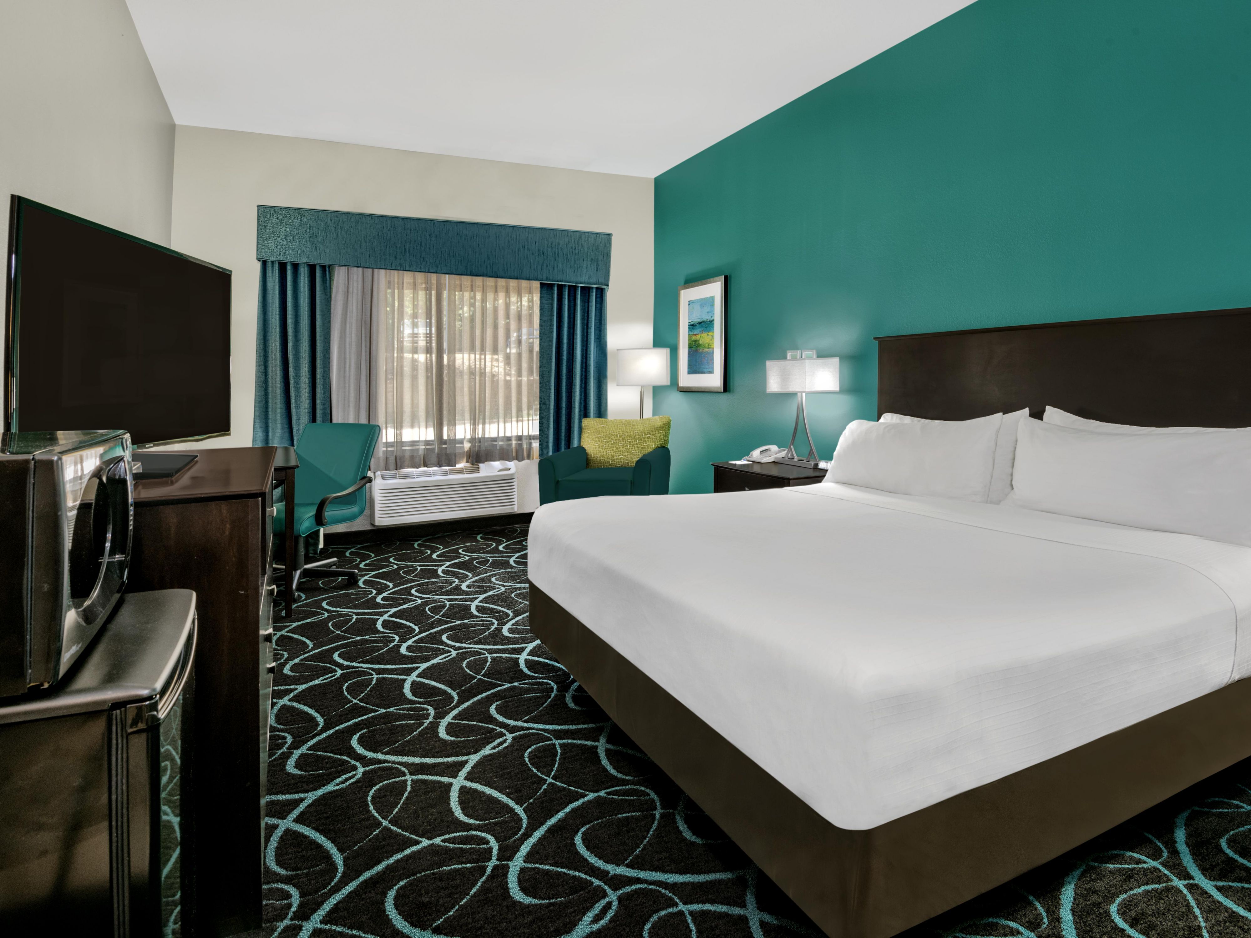Standard King Bed Guestroom