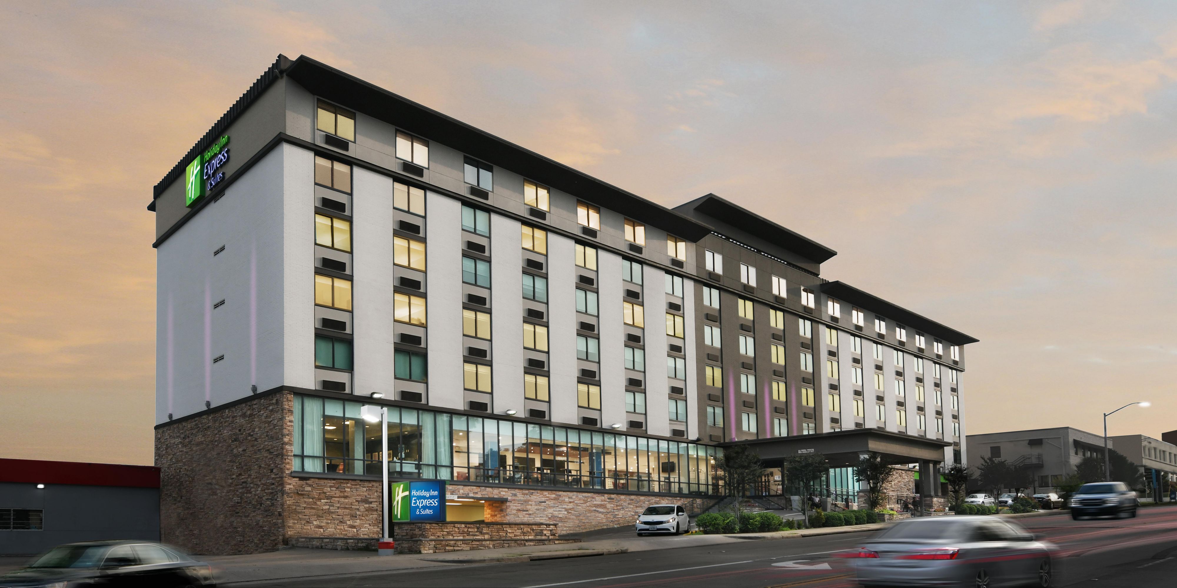 Stay at the conveniently situated Holiday Inn Express & Suites Fort Worth Downtown, less than 10 minutes from Texas Christian University, Fort Worth's Medical District, and downtown's vibrant offerings. Embrace the fusion of old and new in this cultural city.