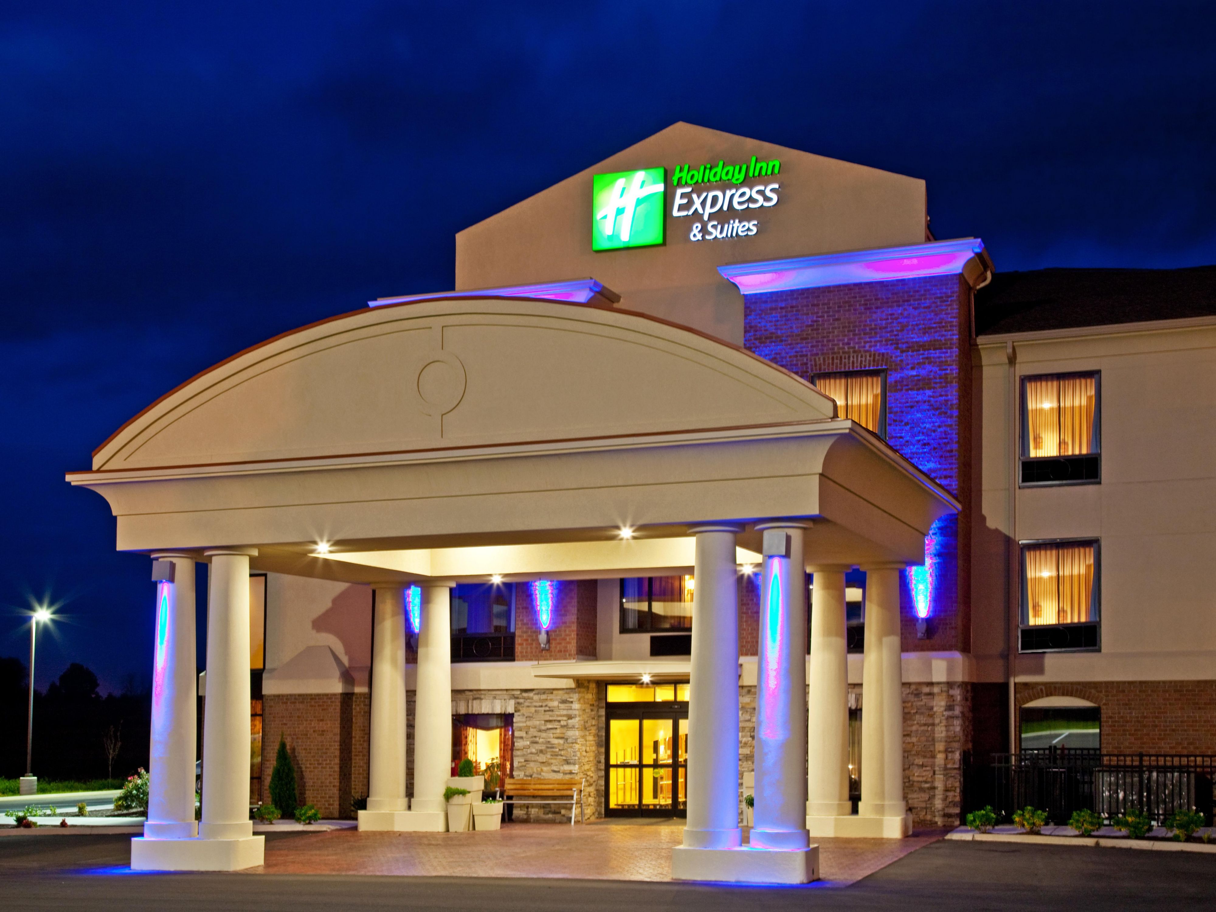 Holiday Inn Express & Suites Franklin Hotel by IHG