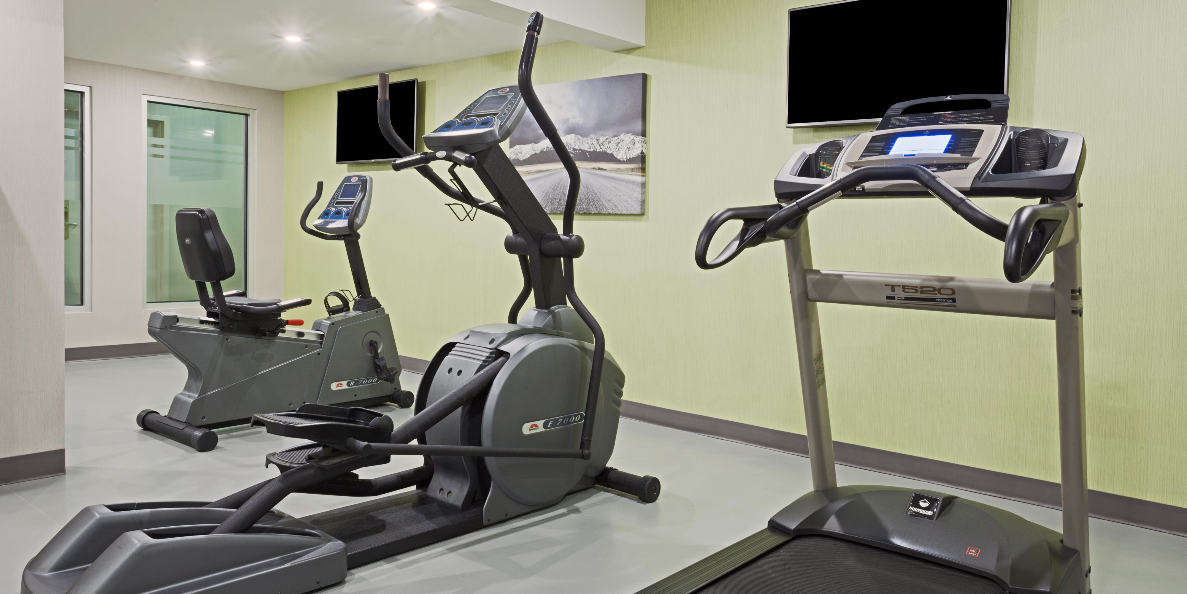 Our onsite fitness center has everything you need to get in a great workout on the road, so you don't have to feel like you're out of your routine. We've got treadmills, elliptical, recumbent bike, dumbbells, medicine ball and more