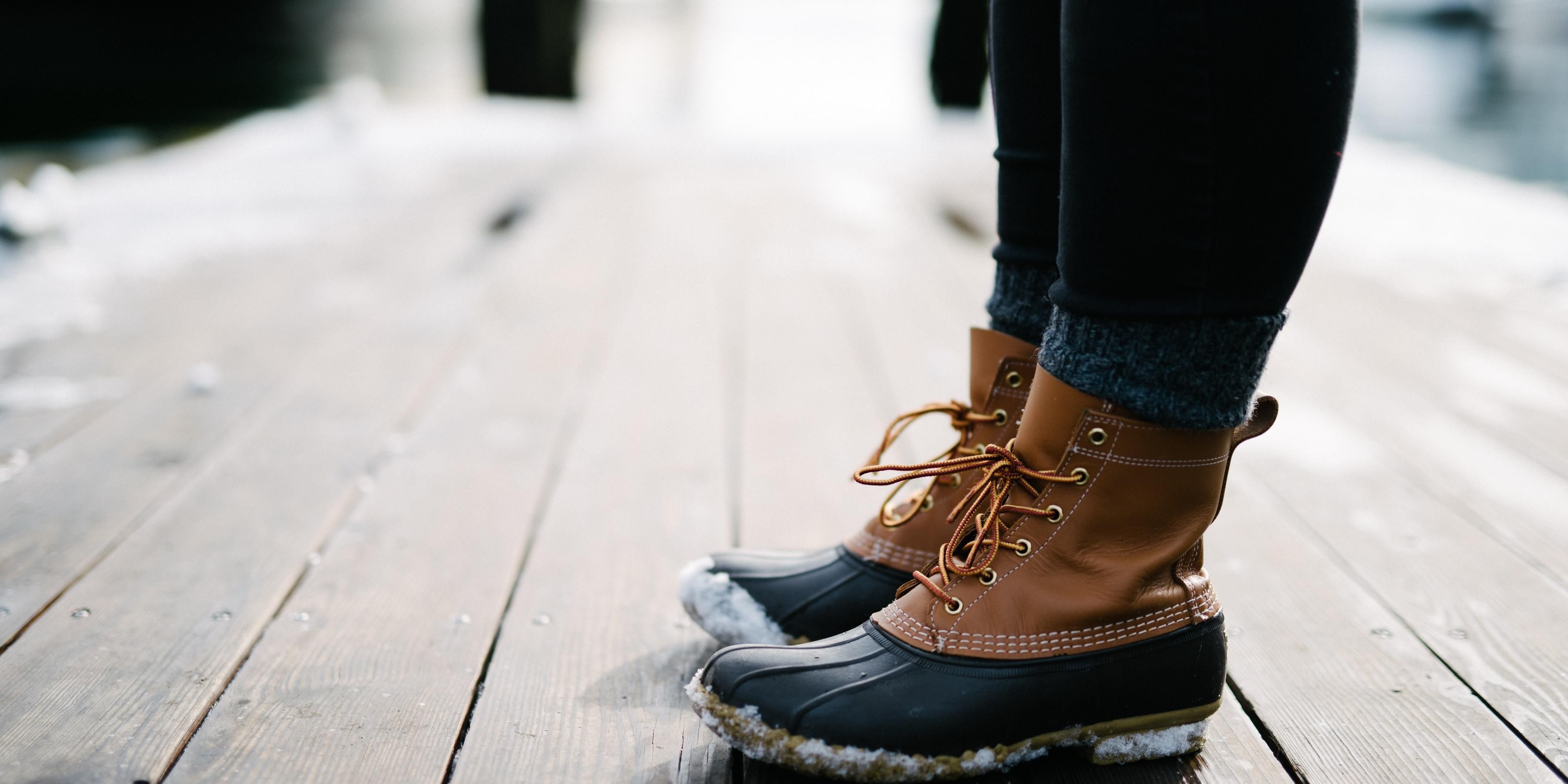 The L.L. Bean Flagship store and 75 plus outlet stores are located 2 miles north on Rt. 1. There are several hiking and walking trails around the Freeport area.  Bradbury Mountain, Winslow Park and Wolfe's Neck Park are a few favorites. 