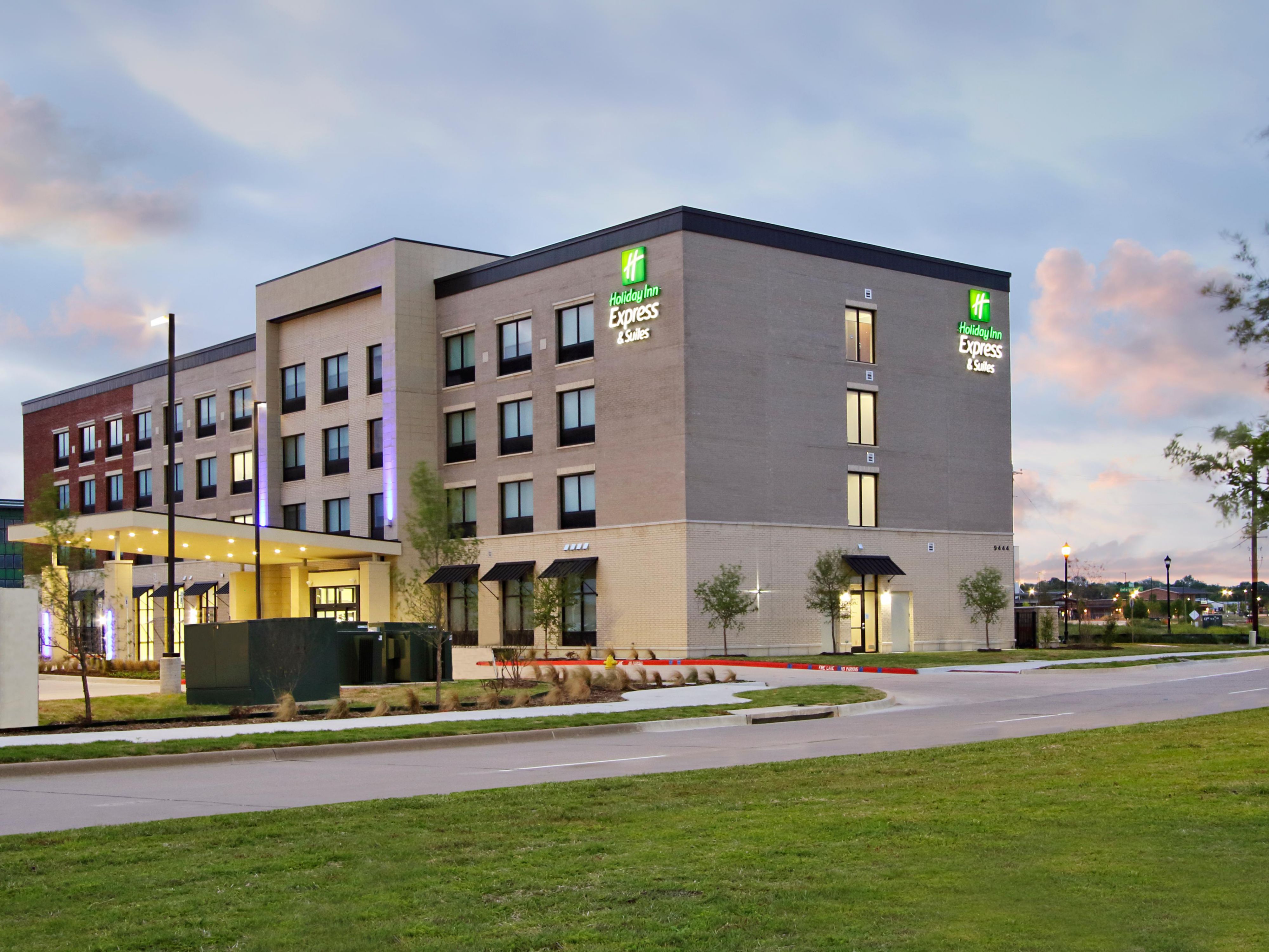 Holiday Inn DALLAS MARKET CENTER - 3 HRS star hotel in Dallas (Texas)