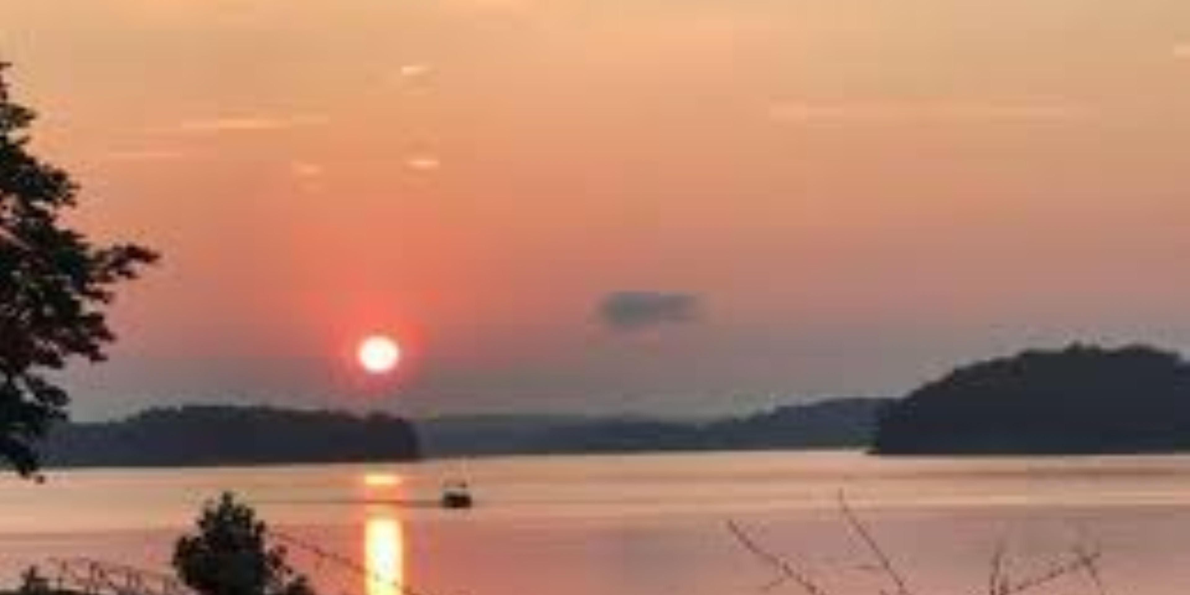 Come visit Lake Lanier and enjoy all the lake, visit Margaritaville at Lanier Islands is the ultimate lakeside paradise where you can escape the everyday, in summer, fall, or winter. Winter at Margaritaville is a wonderful time to get outdoors and active, 