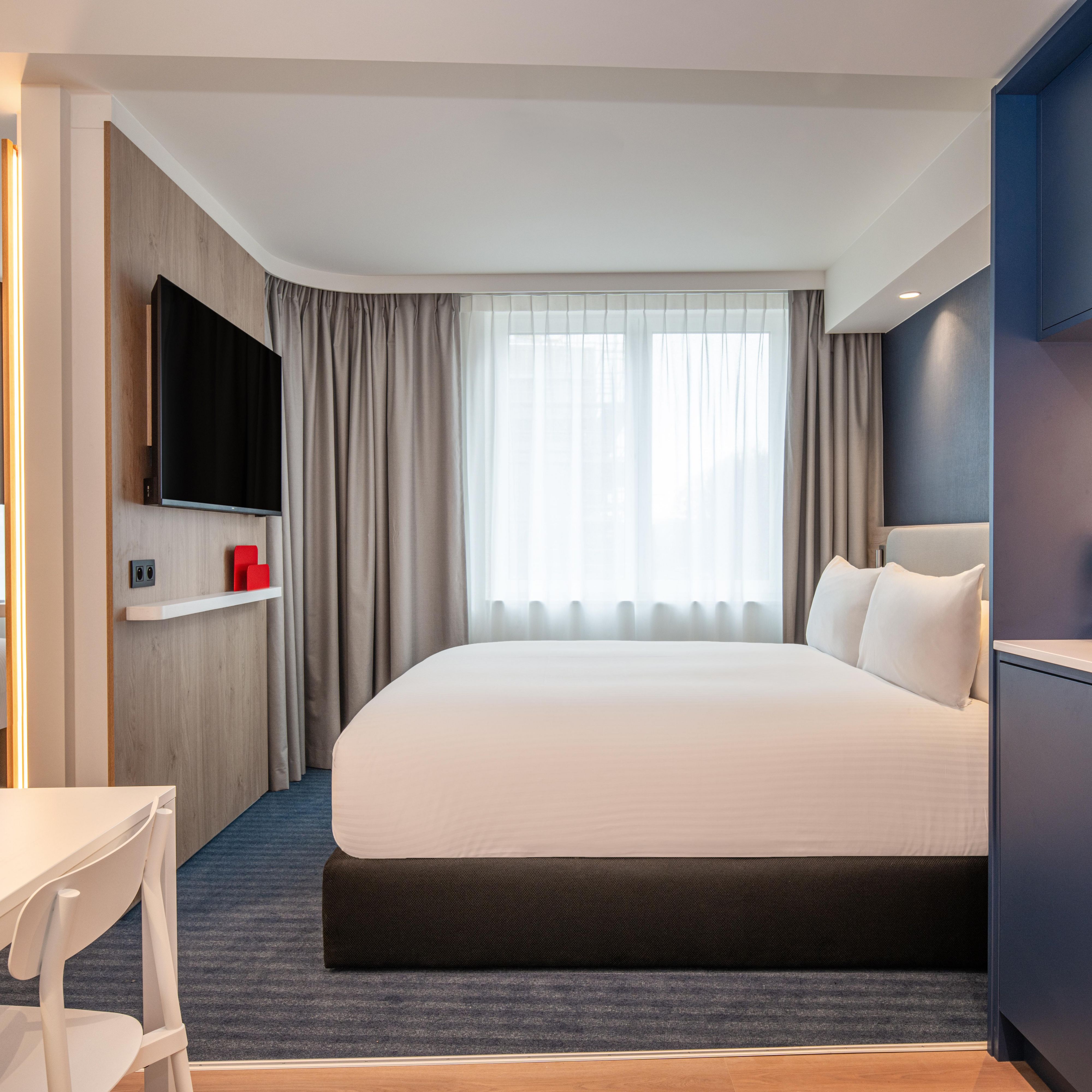 Double bed guest room