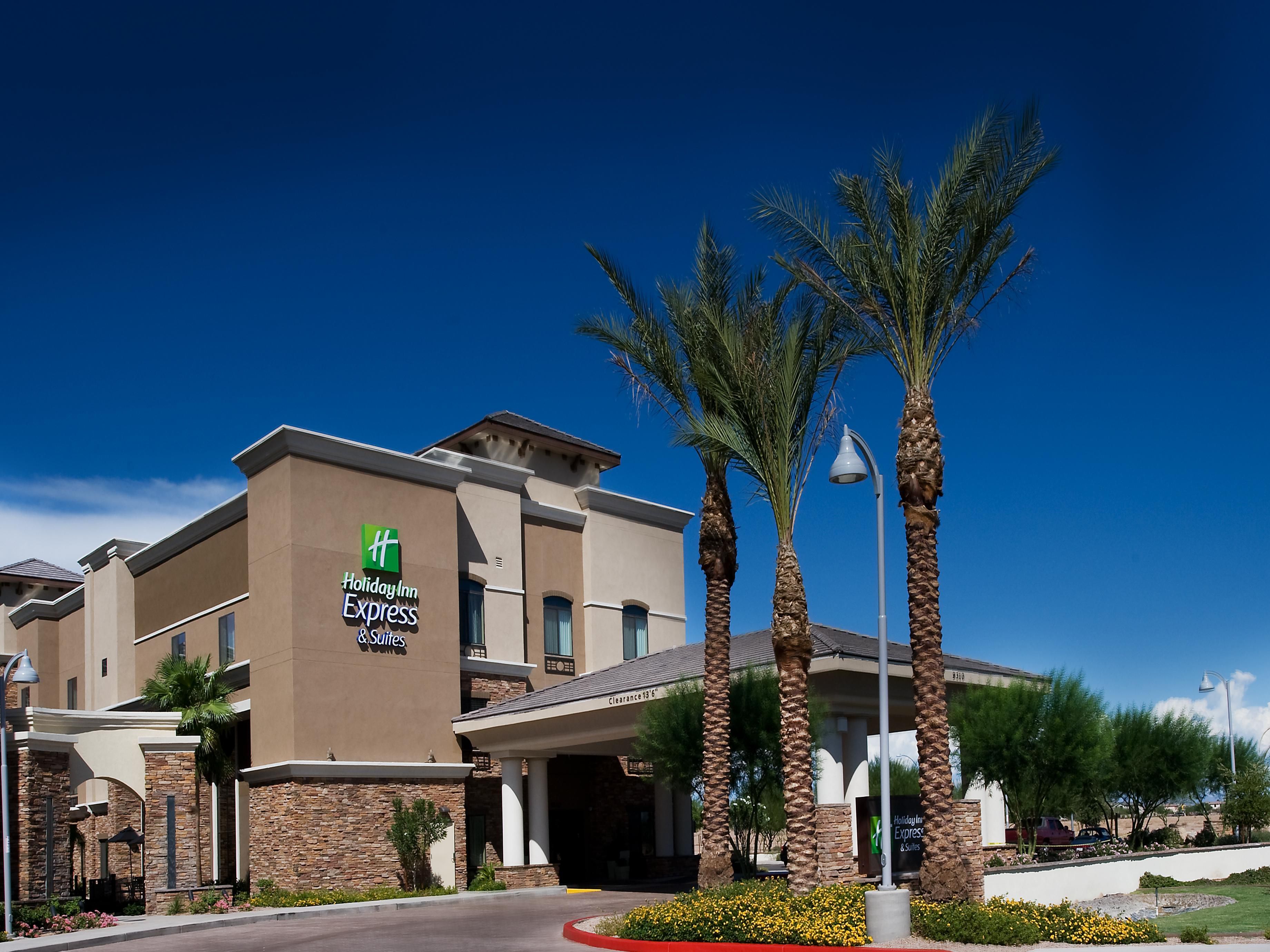 Hotels in Glendale, AZ  Holiday Inn Express & Suites Phoenix