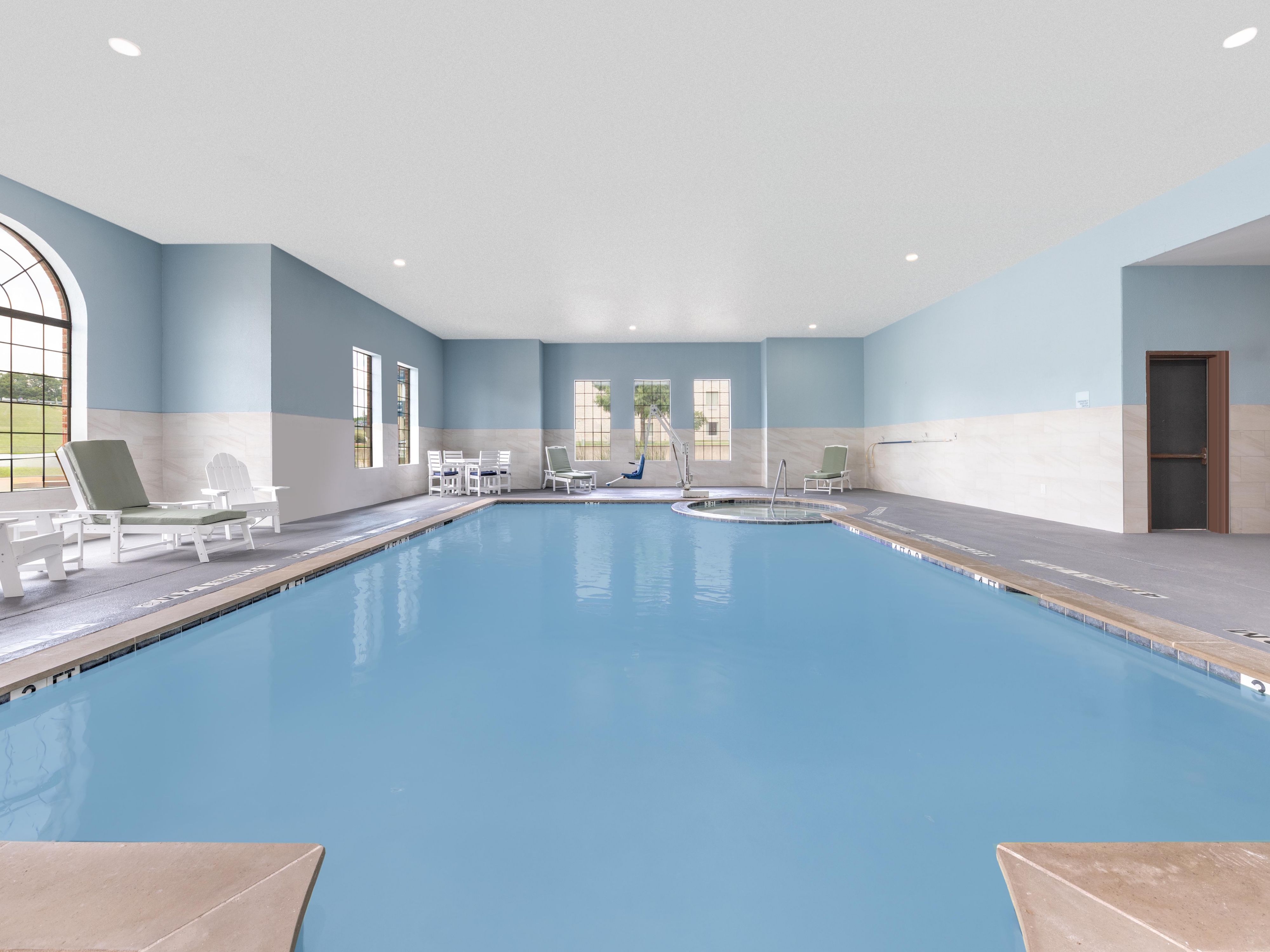 Hot Summer? Stay with us and enjoy our indoor pool with your family for a weekend getaway. Contact our front office team for summer promotions.