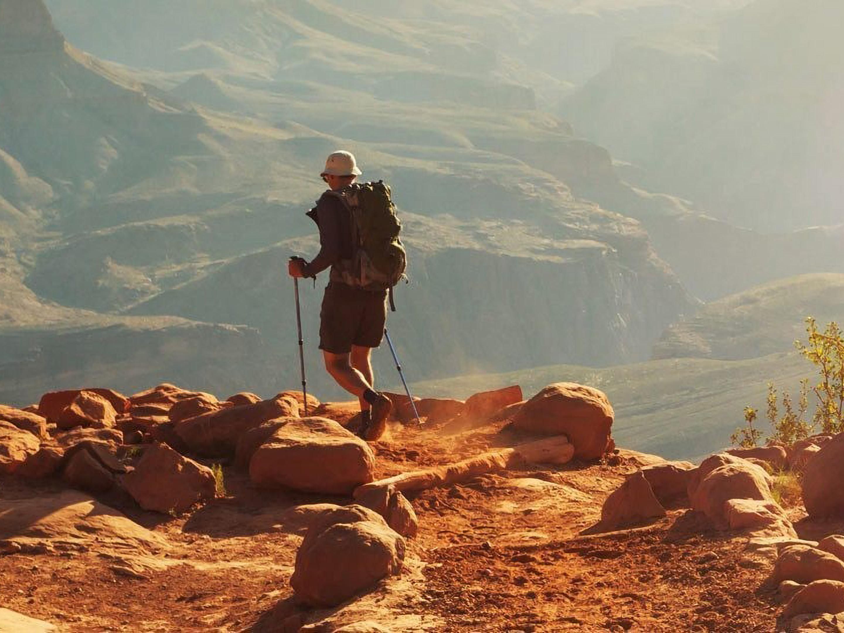 Conveniently located just two miles from the South Rim Grand Canyon Entrance, our hotel offers easy access to the park. Explore this Natural Wonder with scenic views, unlike anything you have seen before.  Book your stay today for an unforgettable Grand Canyon adventure!