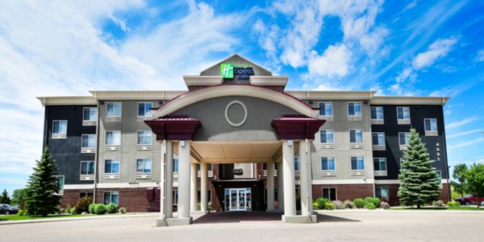 Holiday Inn Express & Suites Grand Forks