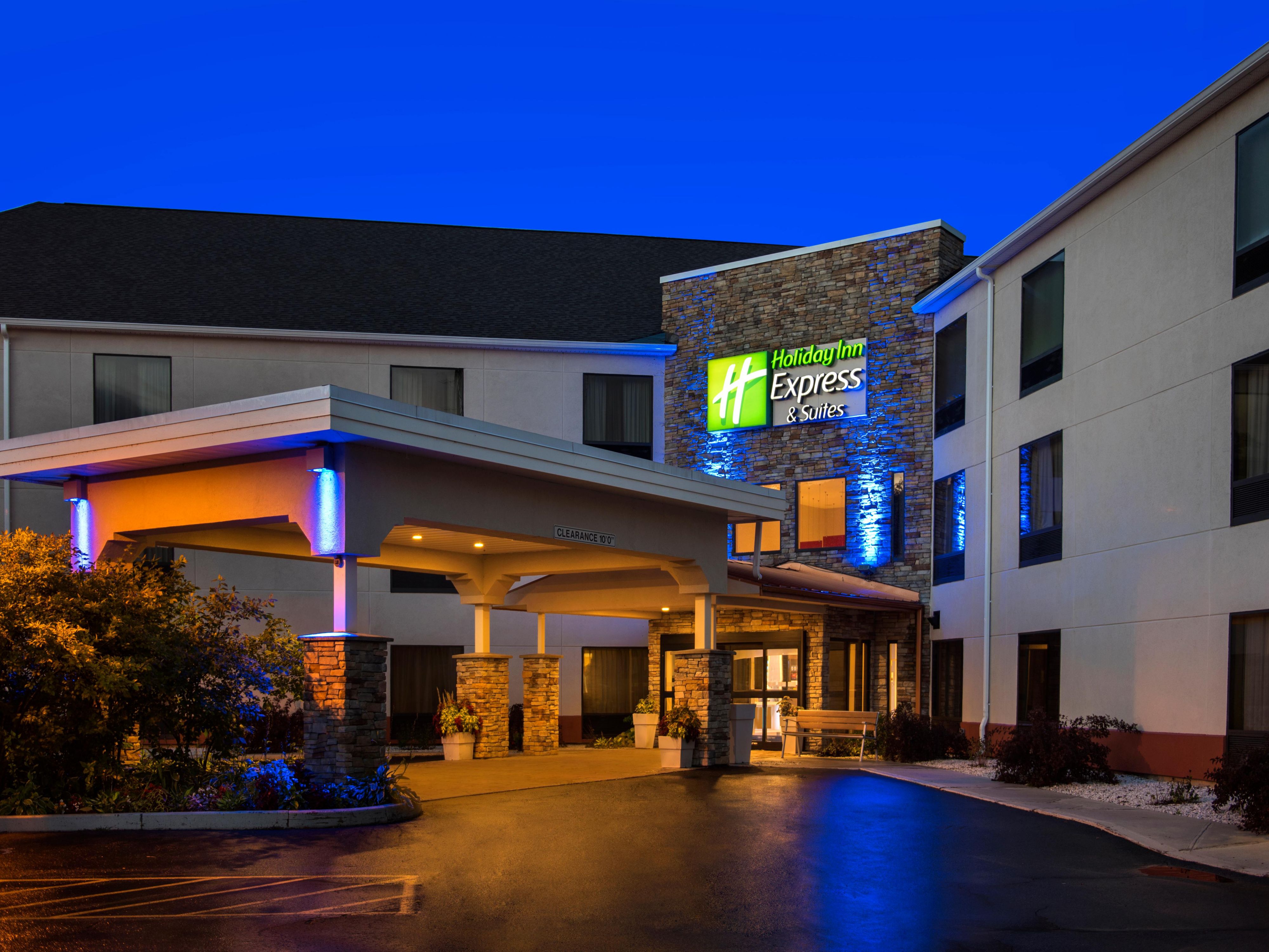 Holiday Inn Express & Suites Great Barrington - Lenox Area Hotel by IHG