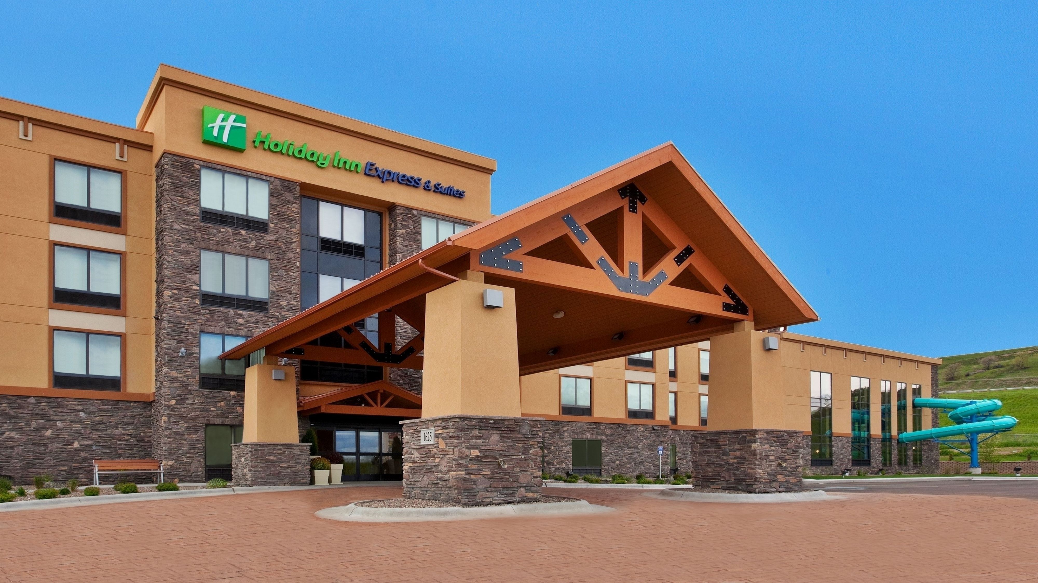 Holiday Inn Express & Suites 大瀑布