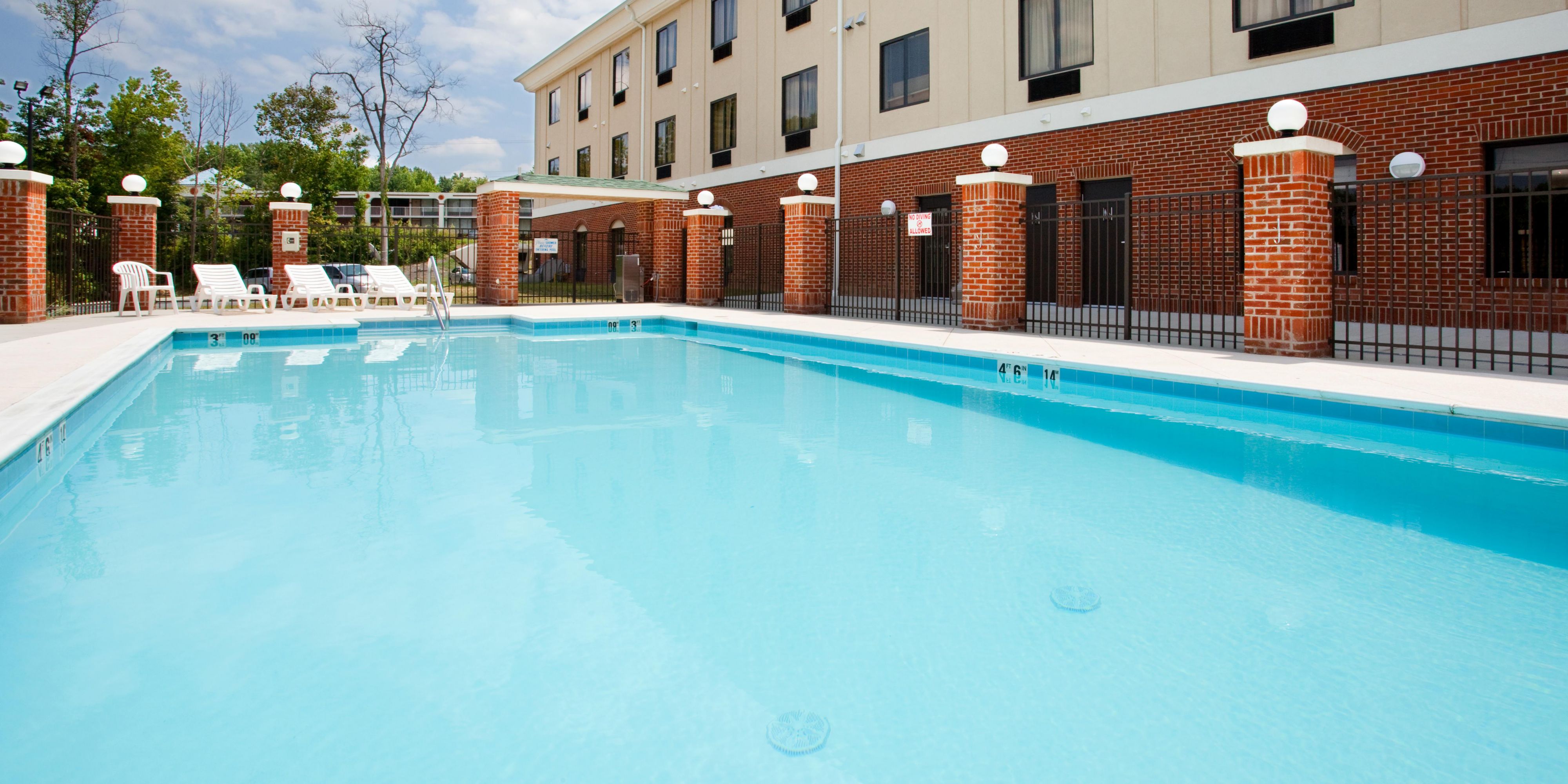 Life is better at the pool! Nothing like taking a dip to cool off and get in that summertime mood.