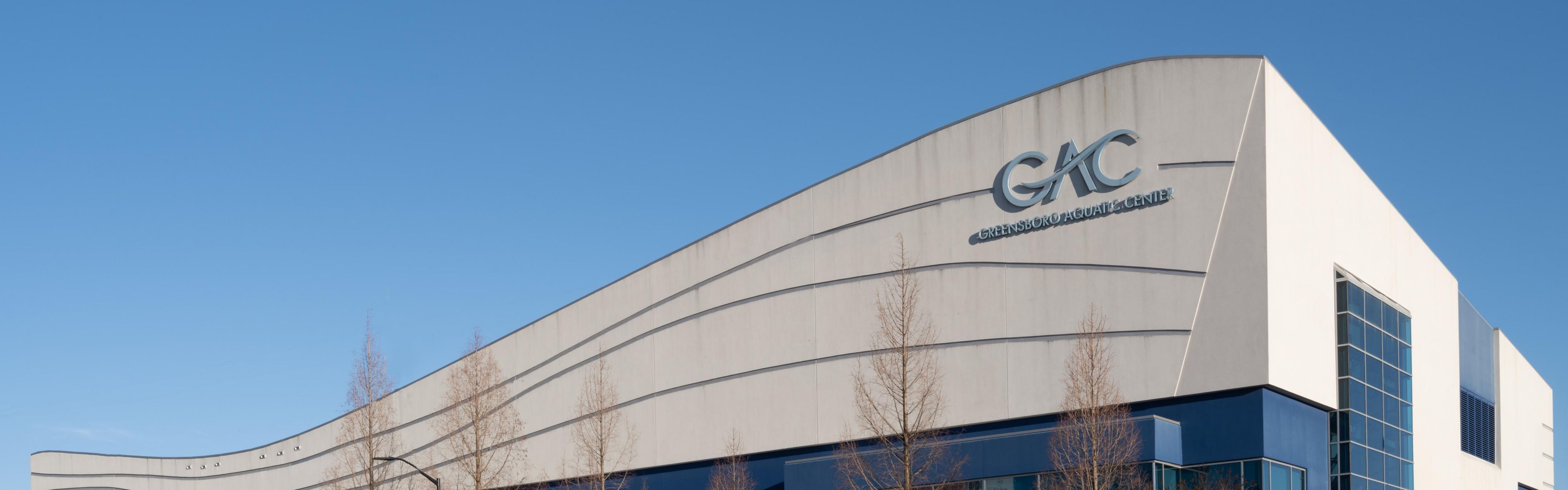 Adoramos receber equipes que compe- tem no Greensboro Aquatic Center.