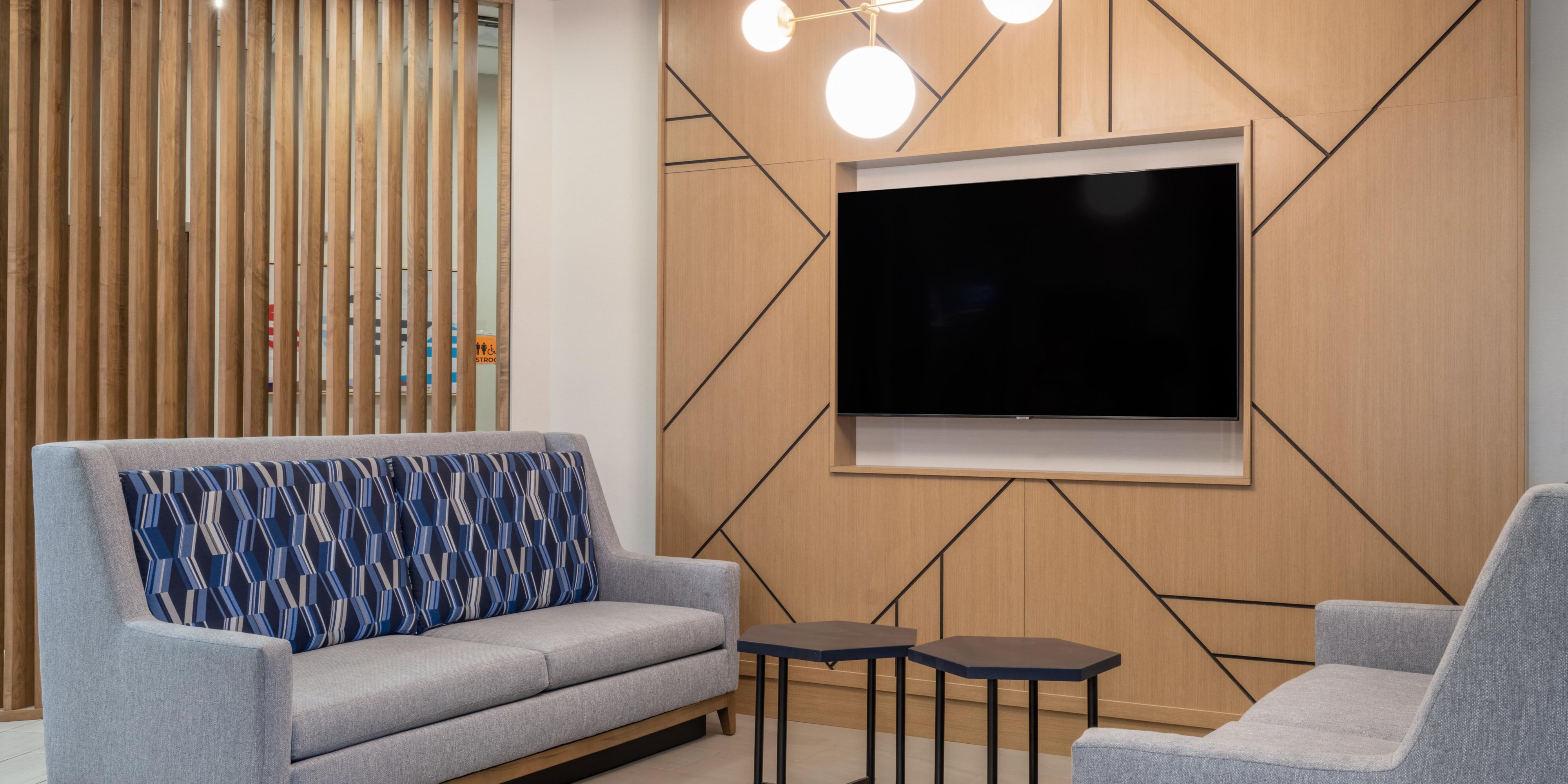 Stay smart and rest easy in our newly renovated hotel in Greensboro. With thoughtful touches and designed for today’s traveler, relax in our fresh, newly renovated contemporary guest rooms, meet with friends in our revamped lobby, or workout in our newly added fitness center!