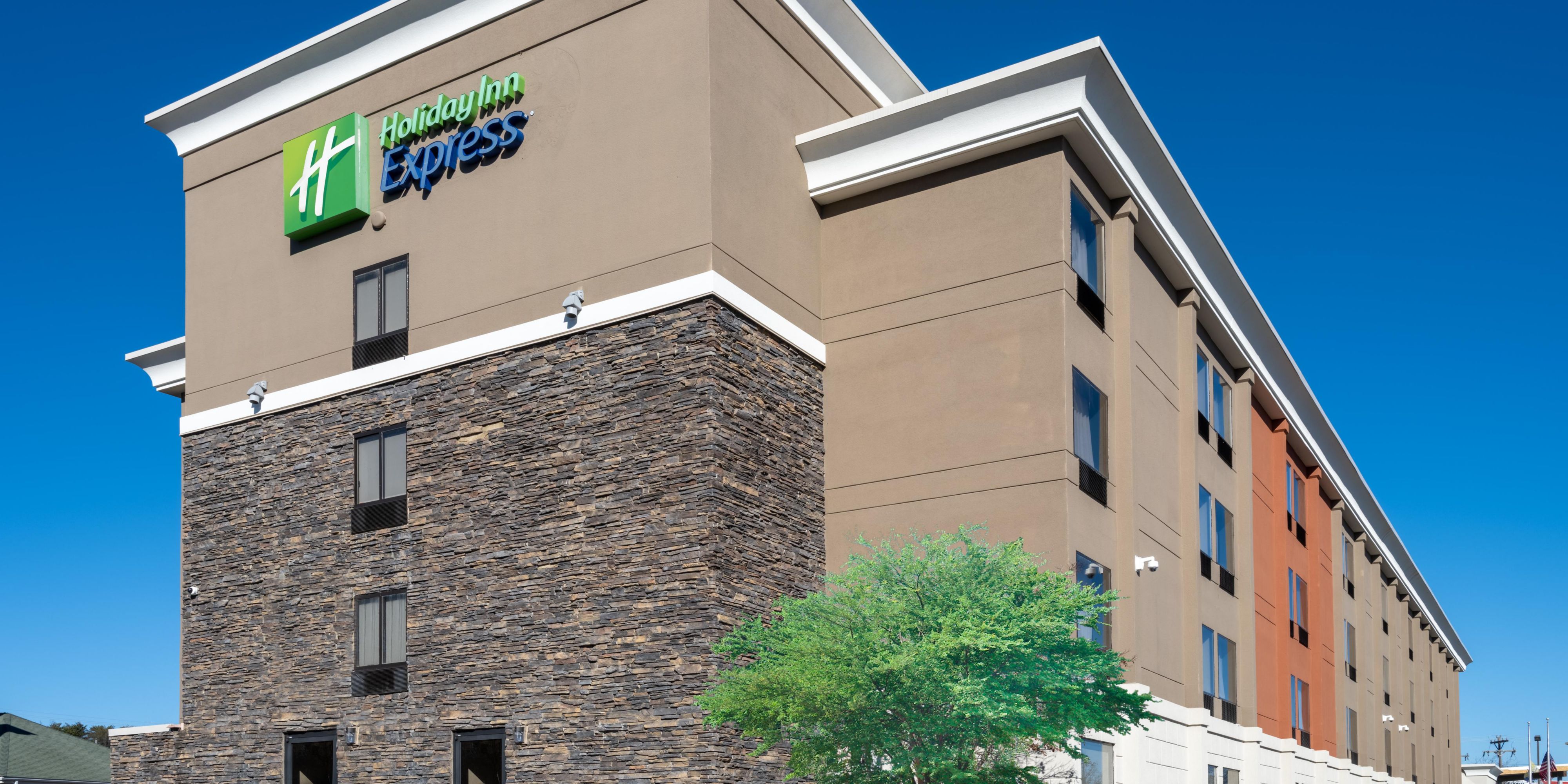 Holiday Inn Express & Suites Greensboro- (I-40 @ Wendover)