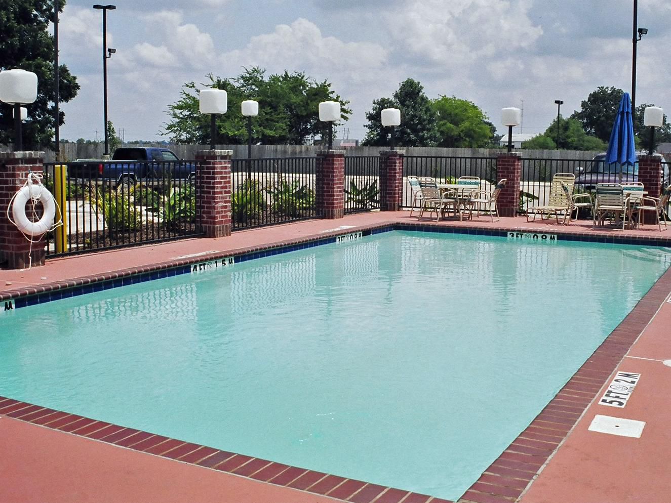 pool