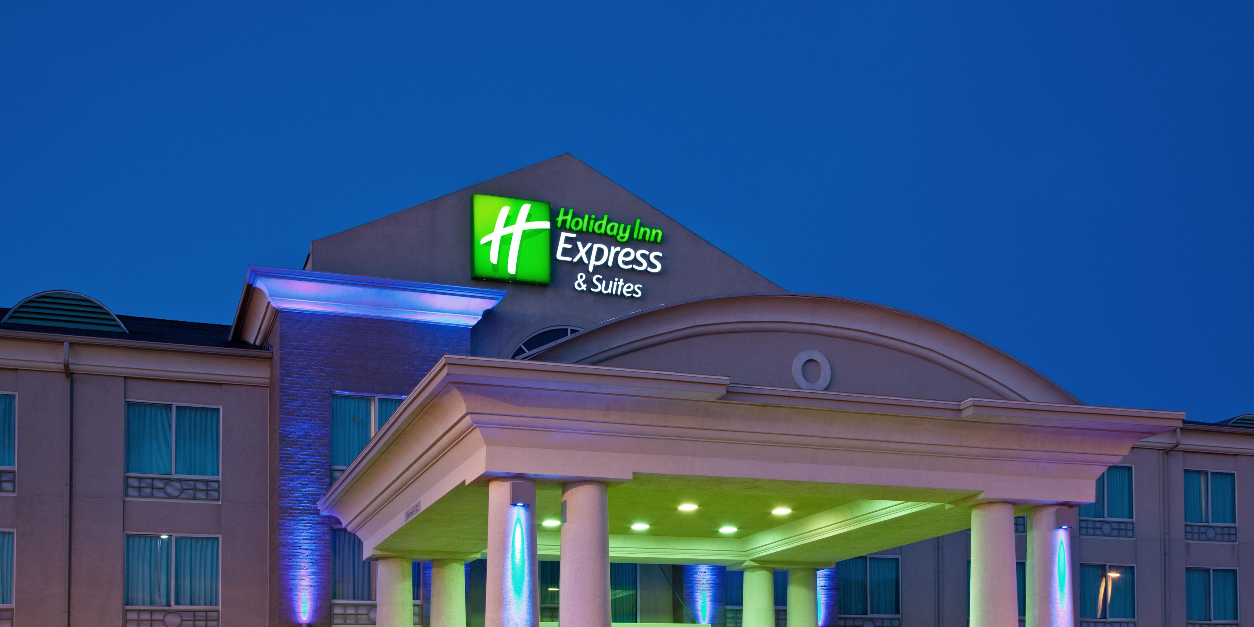 Hotel is a short 15 minute to most downtown attractions.
