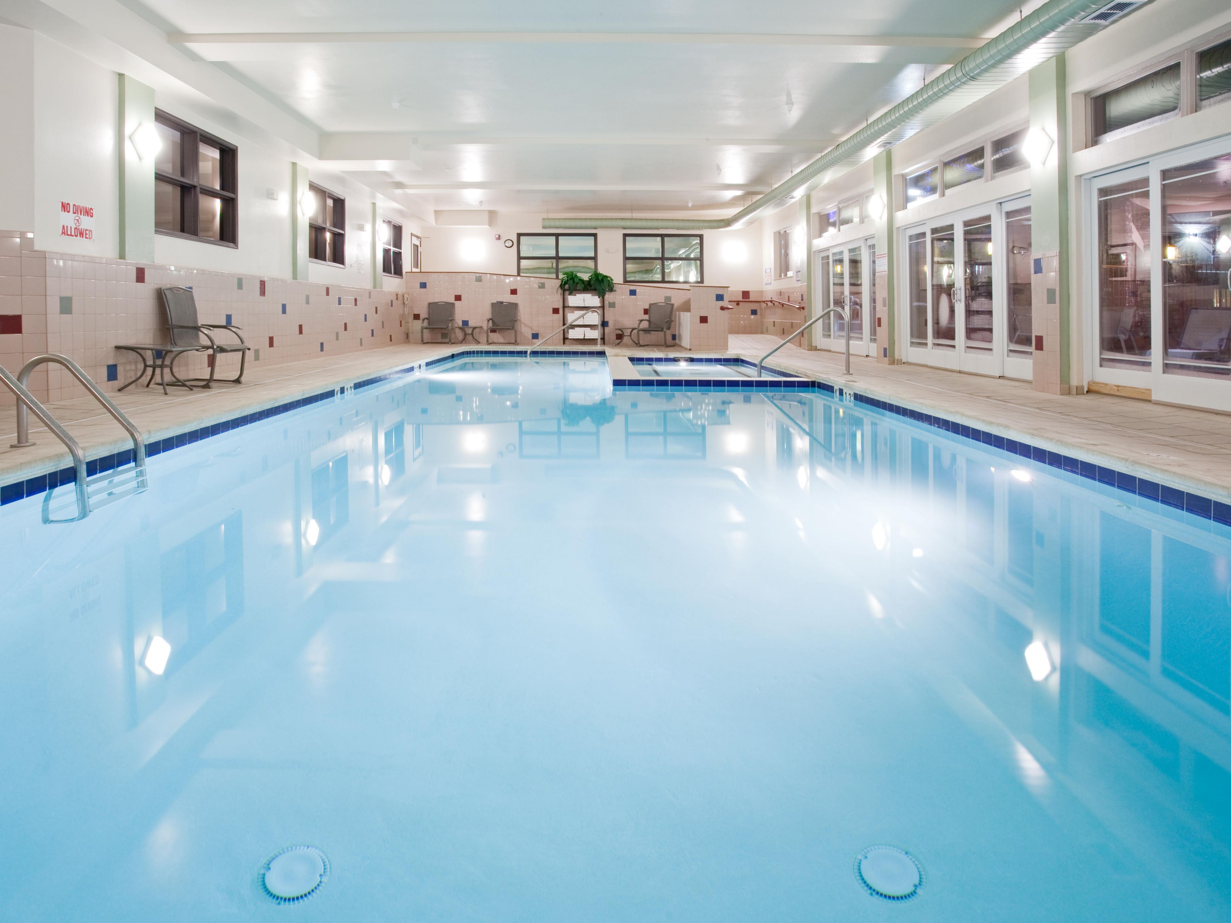 Swimming Pool  Holiday Inn Express - Gunnison, Colorado