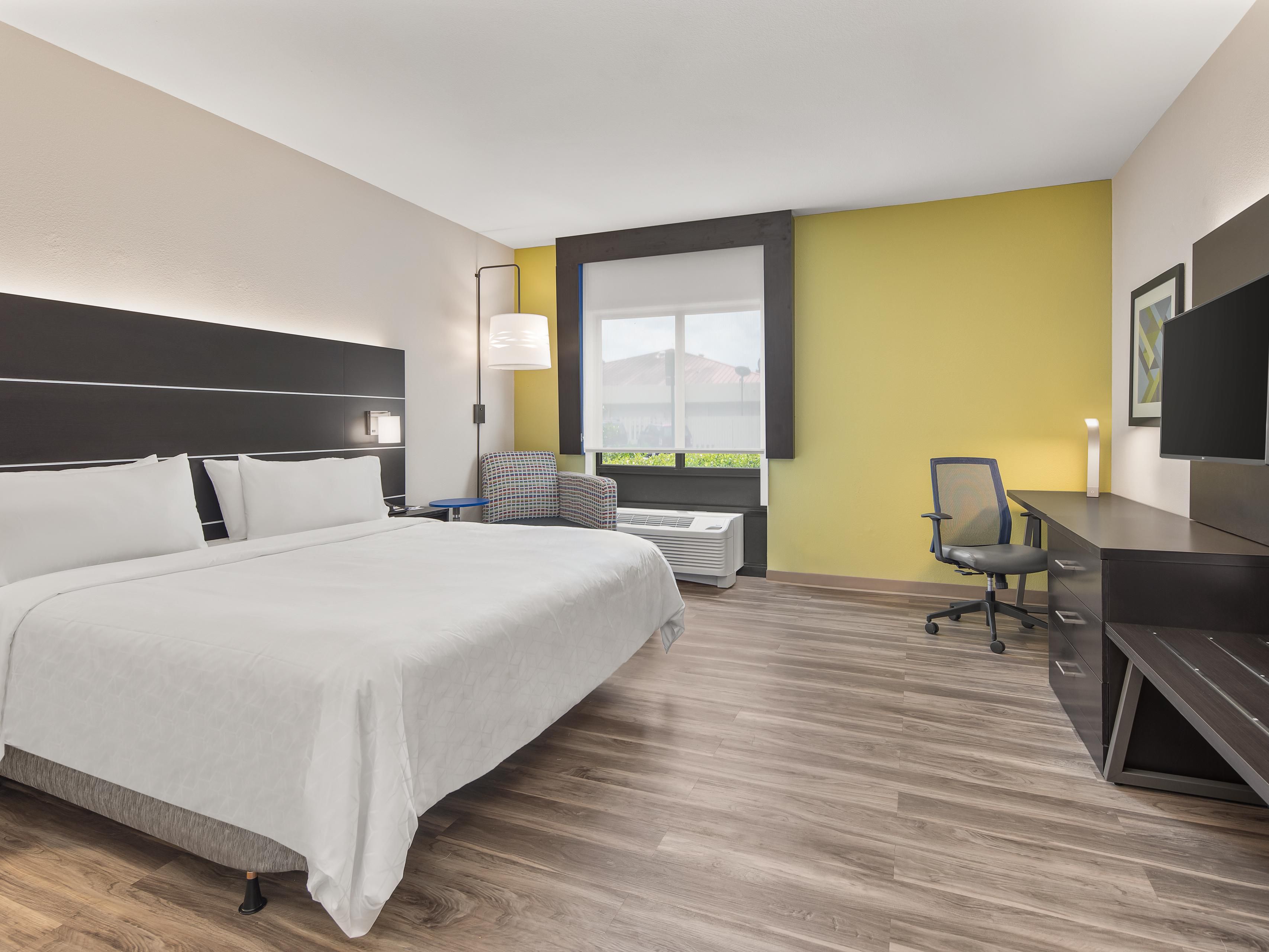 Our accessible king room ensure all guests a comfortable stay.