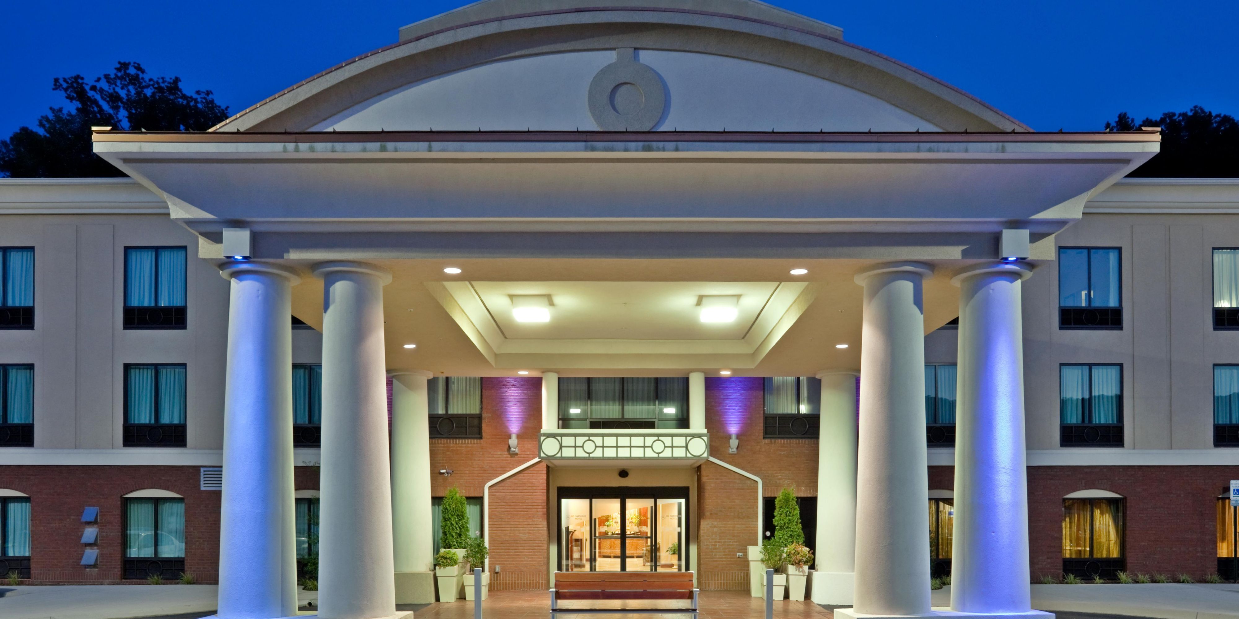 We are situated between Nashville and Chattanooga which is a great stop off point for your travels. The hotel is off I40 Exit 347. Check our great rates.