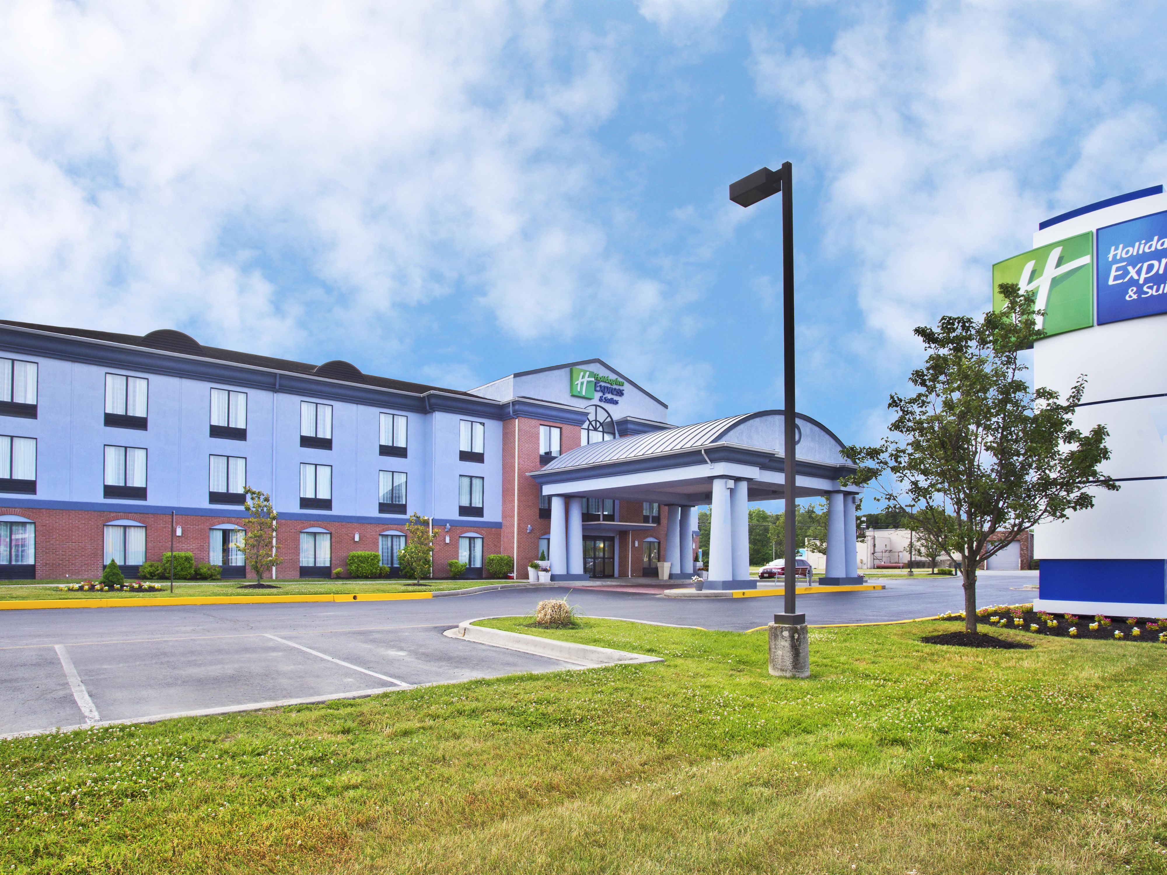 Hotel in Harrington, DE Holiday Inn Express & Suites Harrington