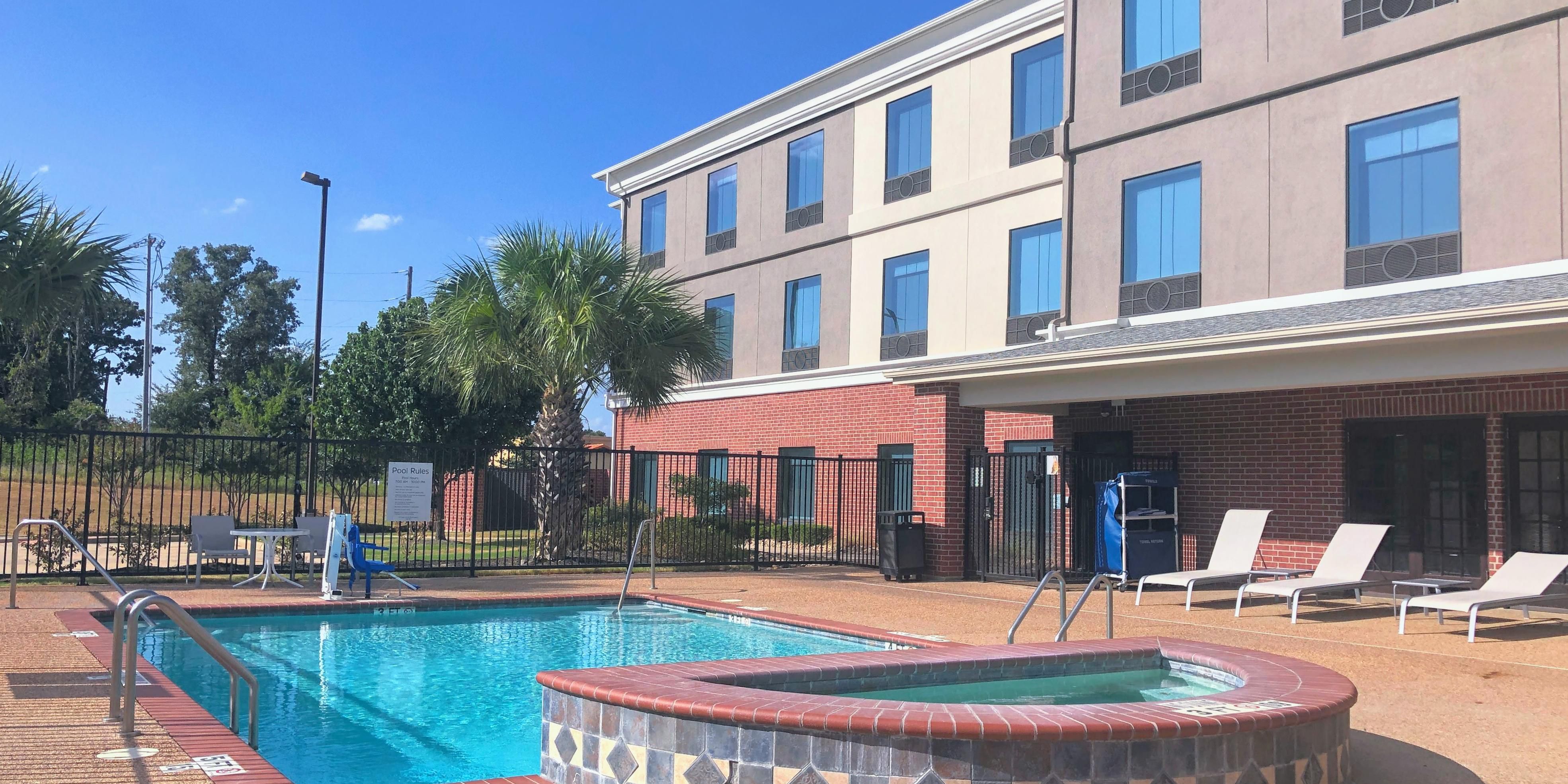 Let us provide you a comfortable place to sleep before you head out to the Safari park, where you can play, feed, and interact with exotic animals from around the world!
