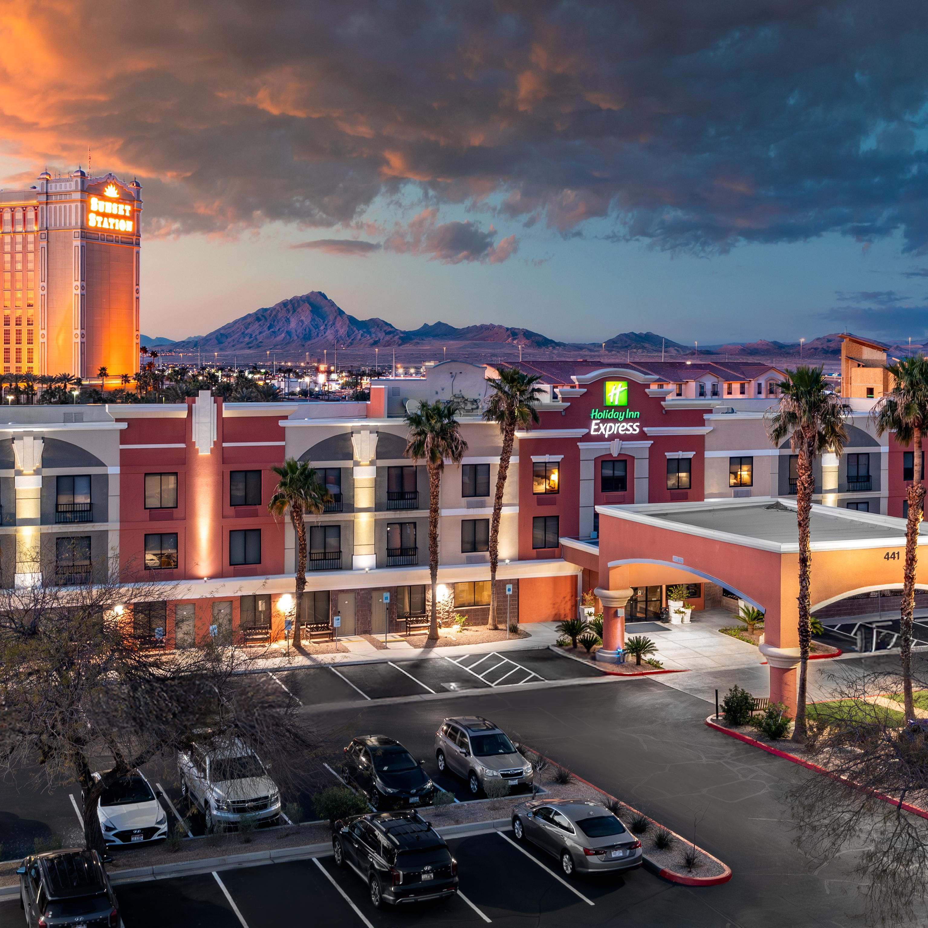 LSI　LASVEGAS (ラスベガス) holiday-inn-express-and-suites