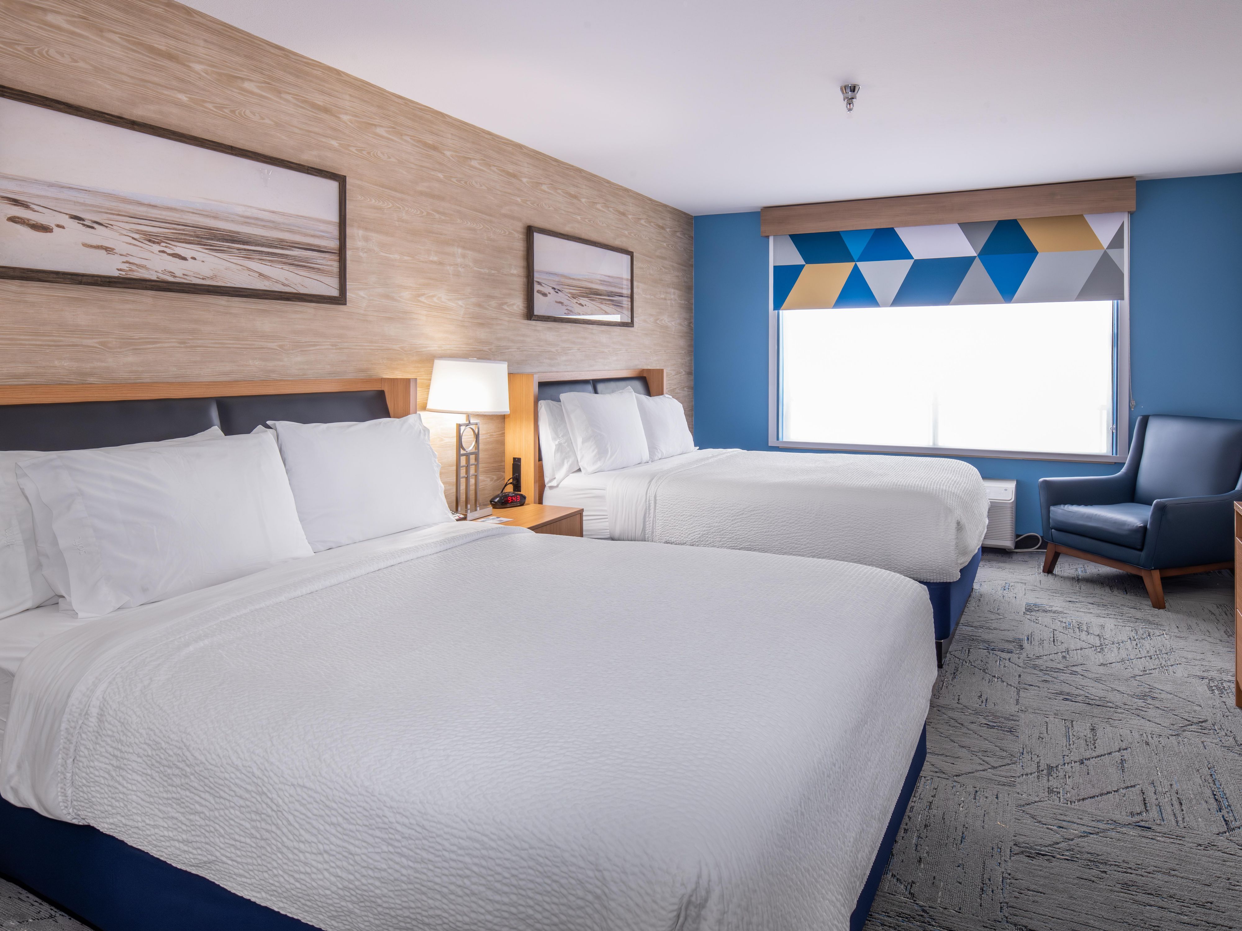 Queen Bed Guest Room