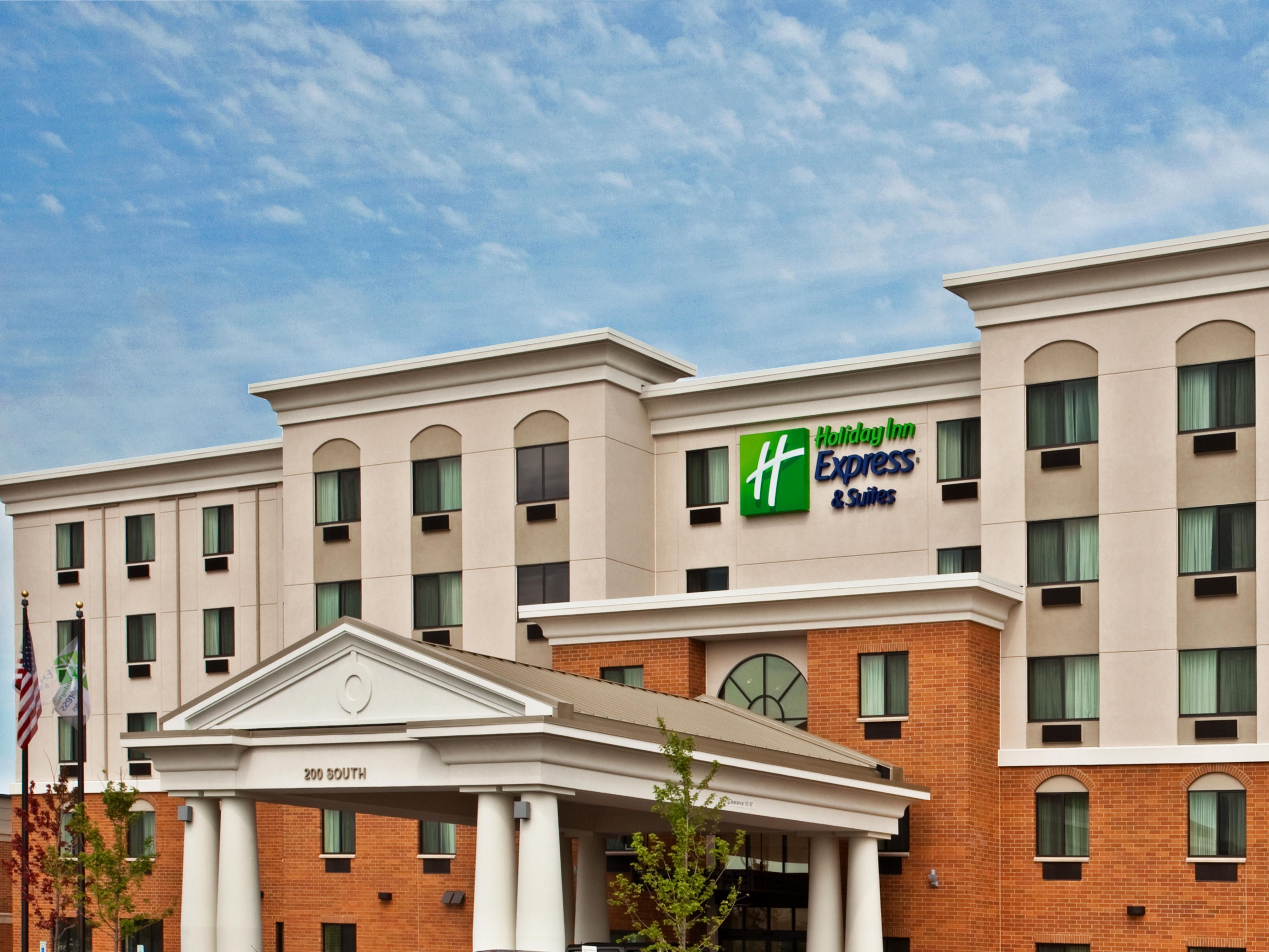 Skokie Hotels  Top 53 Hotels in Skokie, Illinois by IHG