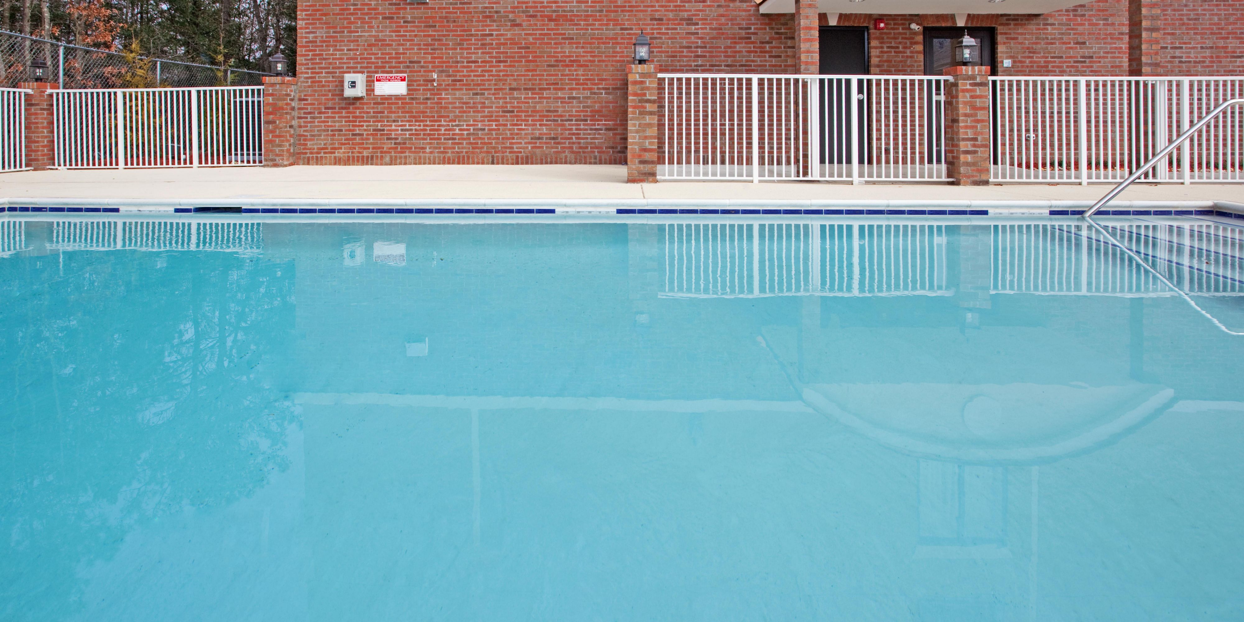 Bring your family and enjoy our outdoor pool while the weather is still warm!