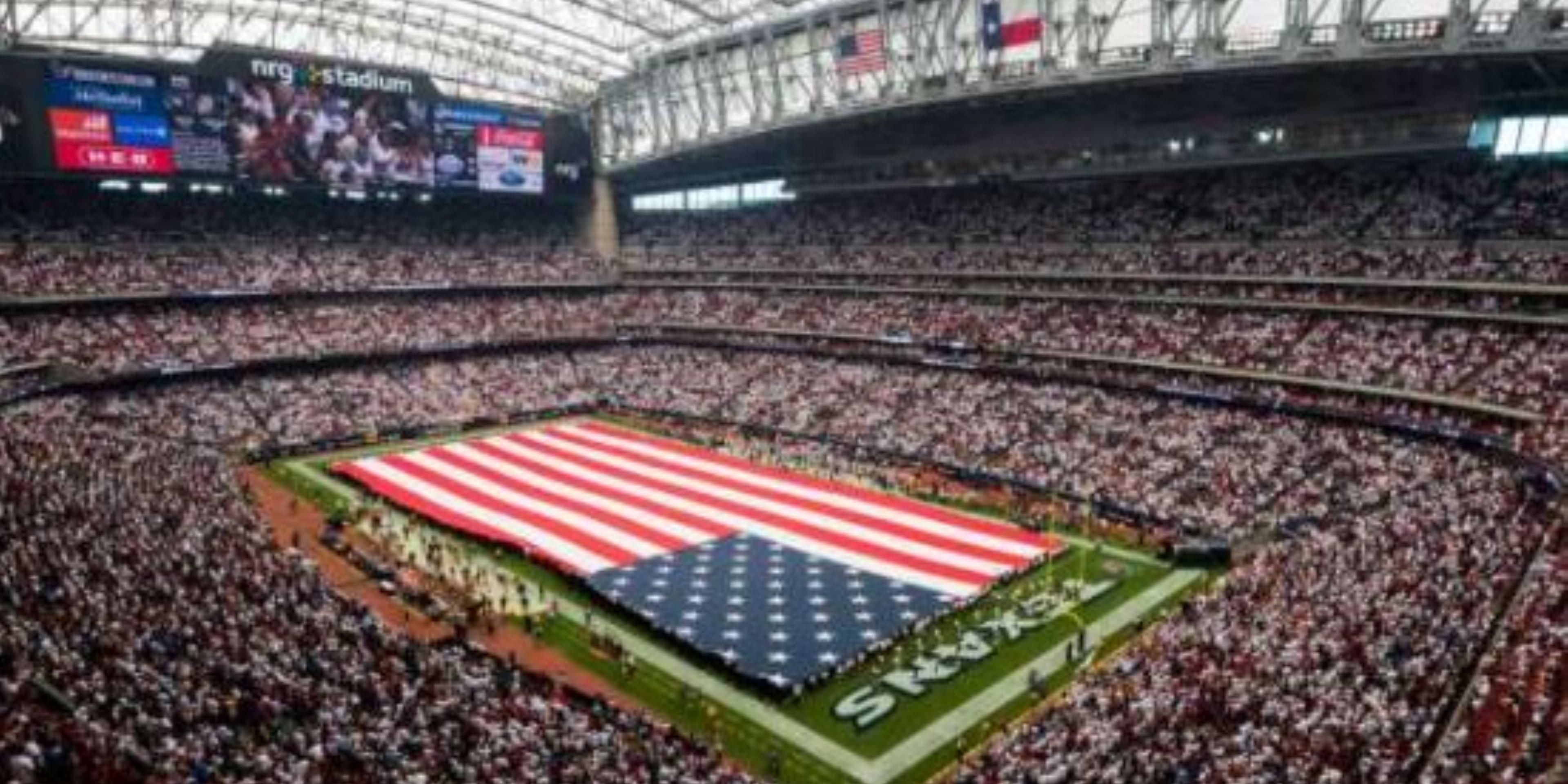 The Holiday Inn Express Westchase is just minutes away from top sports and concert venues. See the Houston Texans kickoff at NRG Stadium or enjoy a major concert at NRG Arena.