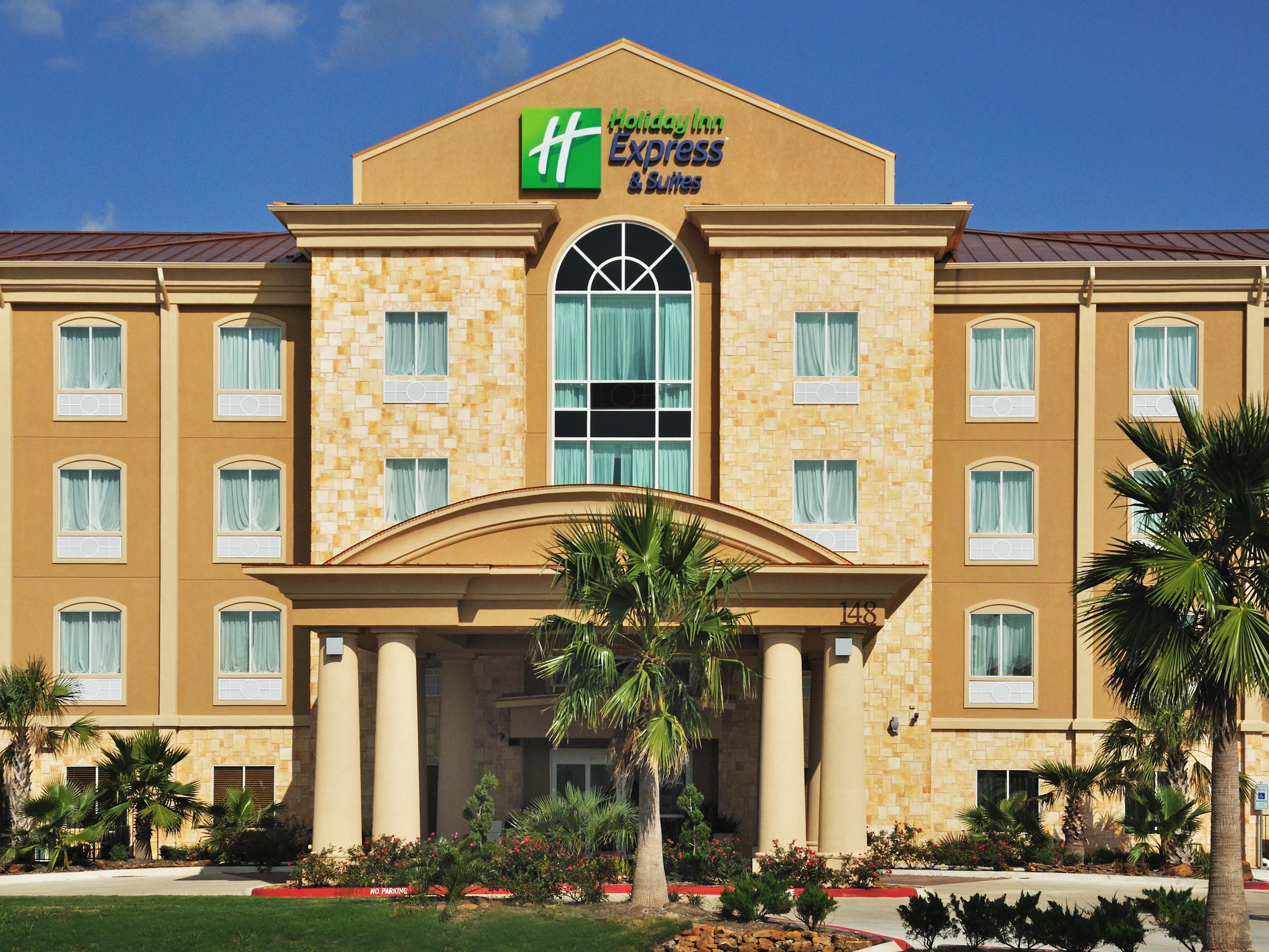 Holiday Inn Express & Suites Huntsville Hotel by IHG