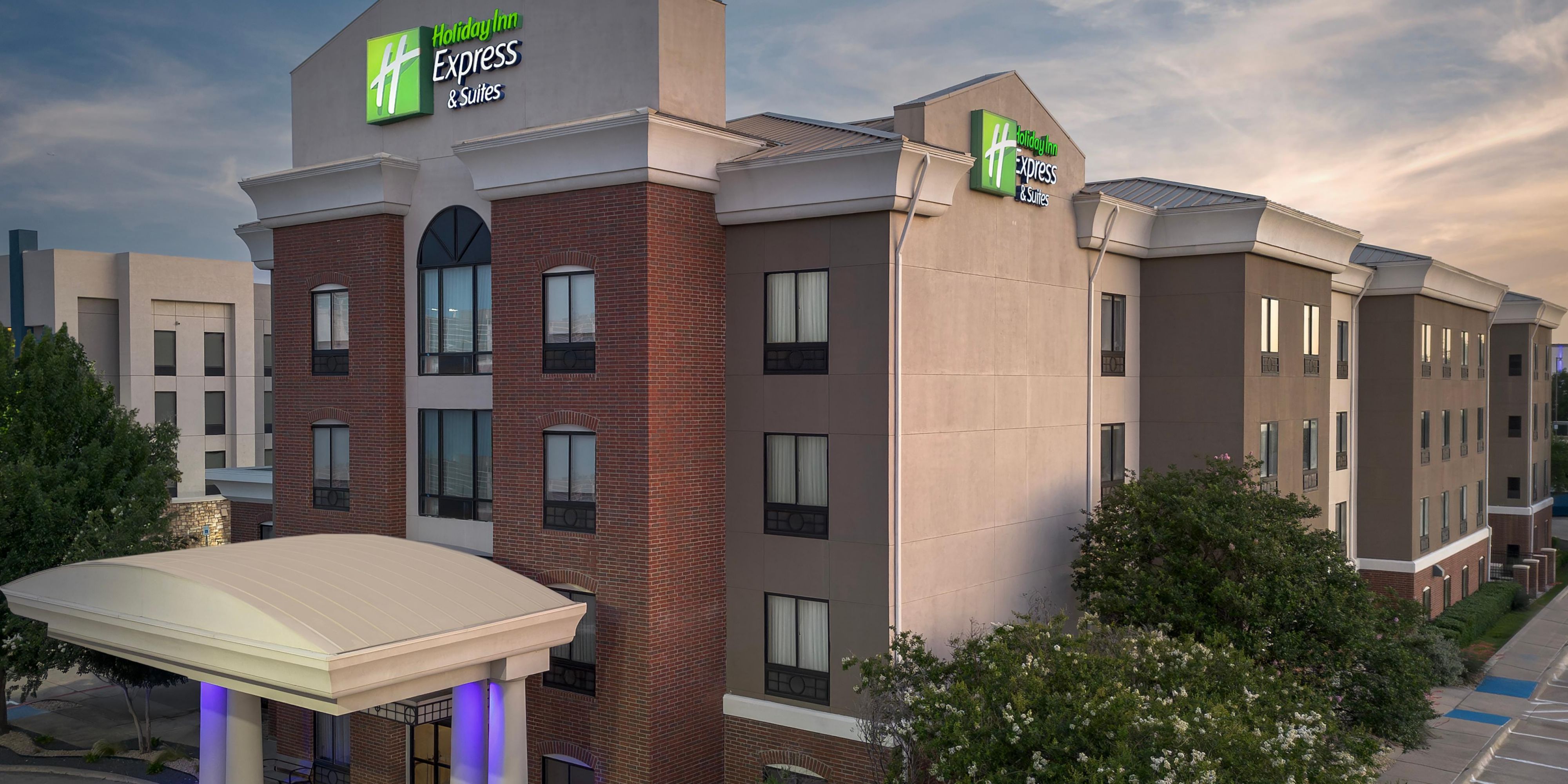 Holiday Inn Express & Suites DFW 웨스트 - 허스트
