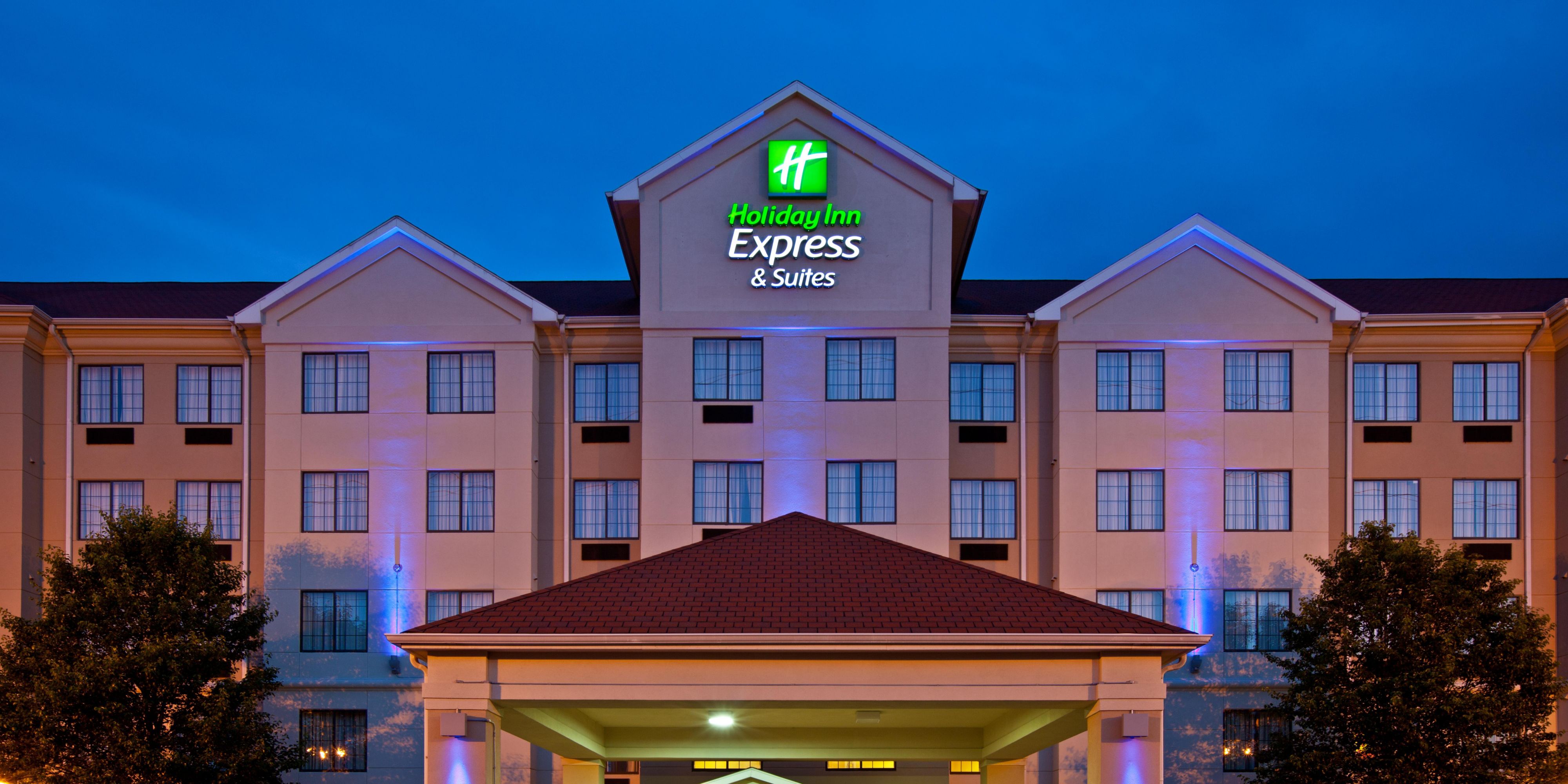 East Indianapolis Hotels Near Zoo | Holiday Inn Express Indianapolis - East