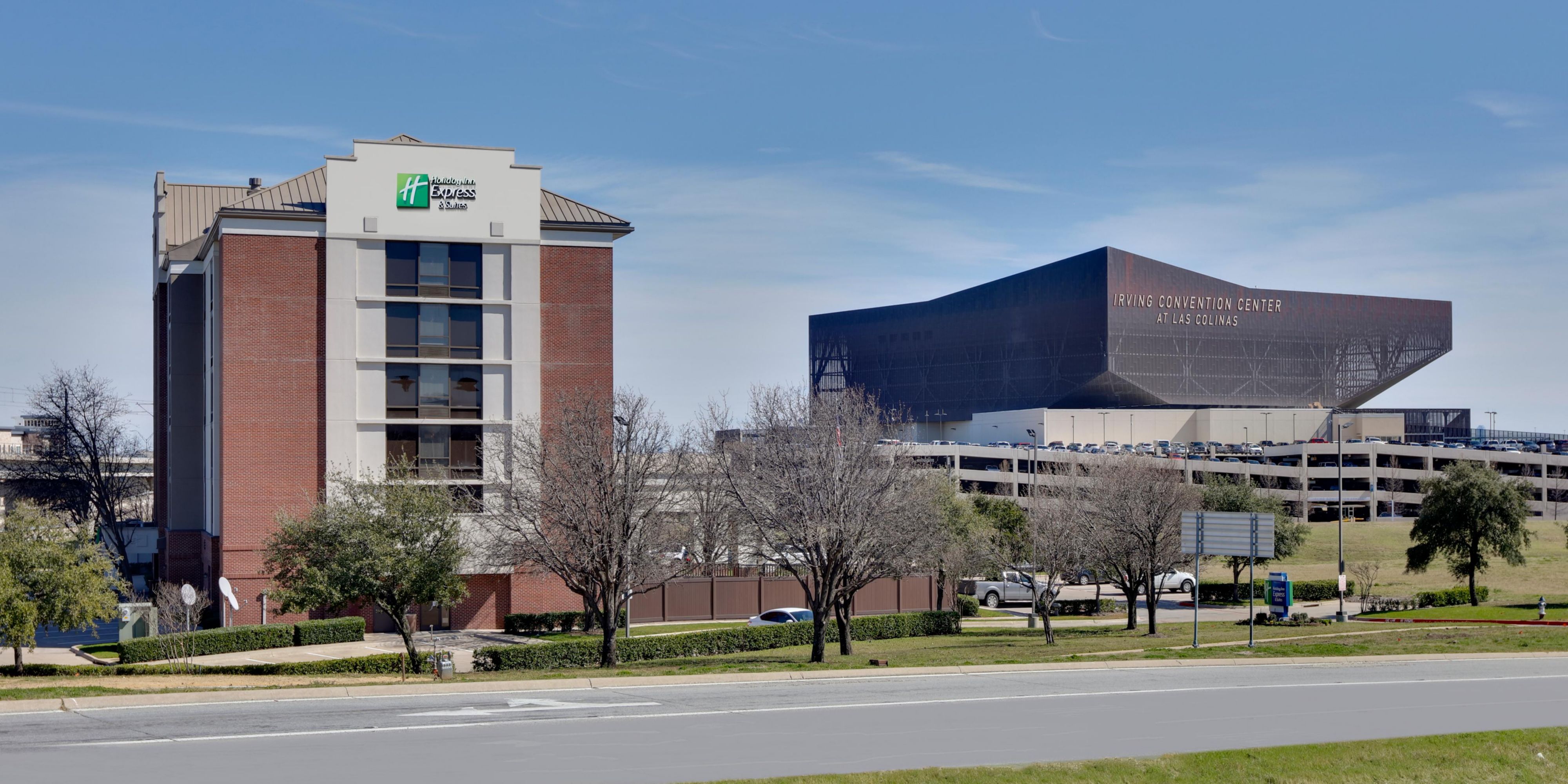 Expos and trade shows of all varieties find themselves right at home at the Irving Convention Center. Request our complimentary shuttle in advance!