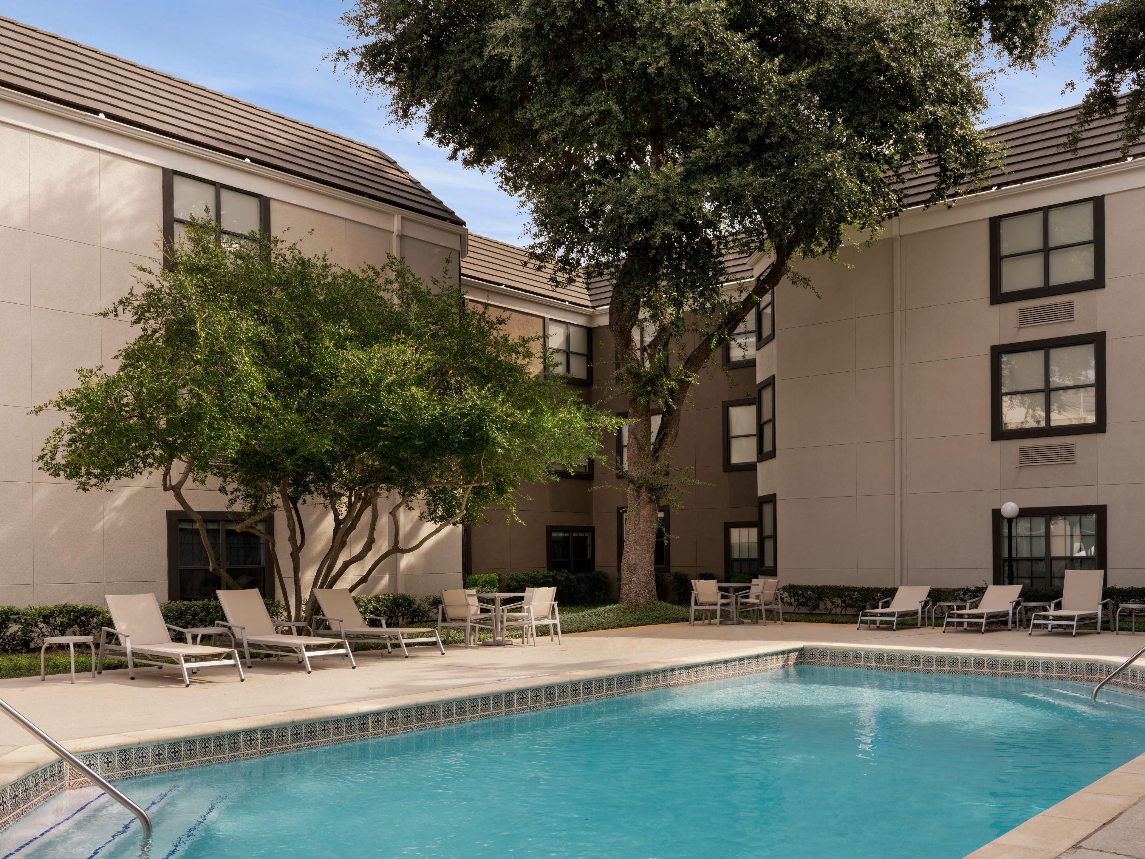 Outdoor Swimming Pool
