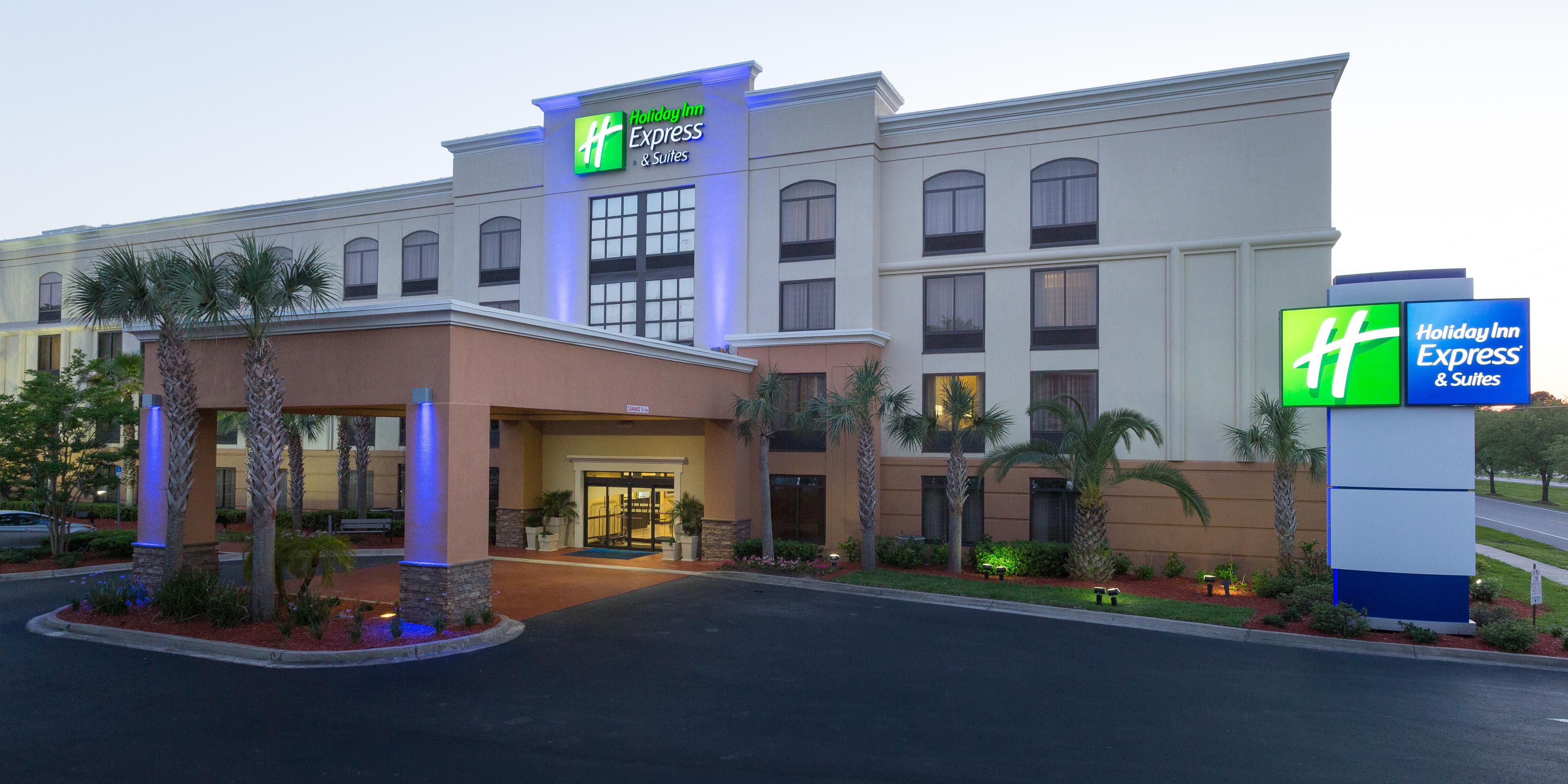 Hotels in Jacksonville, Florida  Holiday Inn Express & Suites Jacksonville  - Town Center