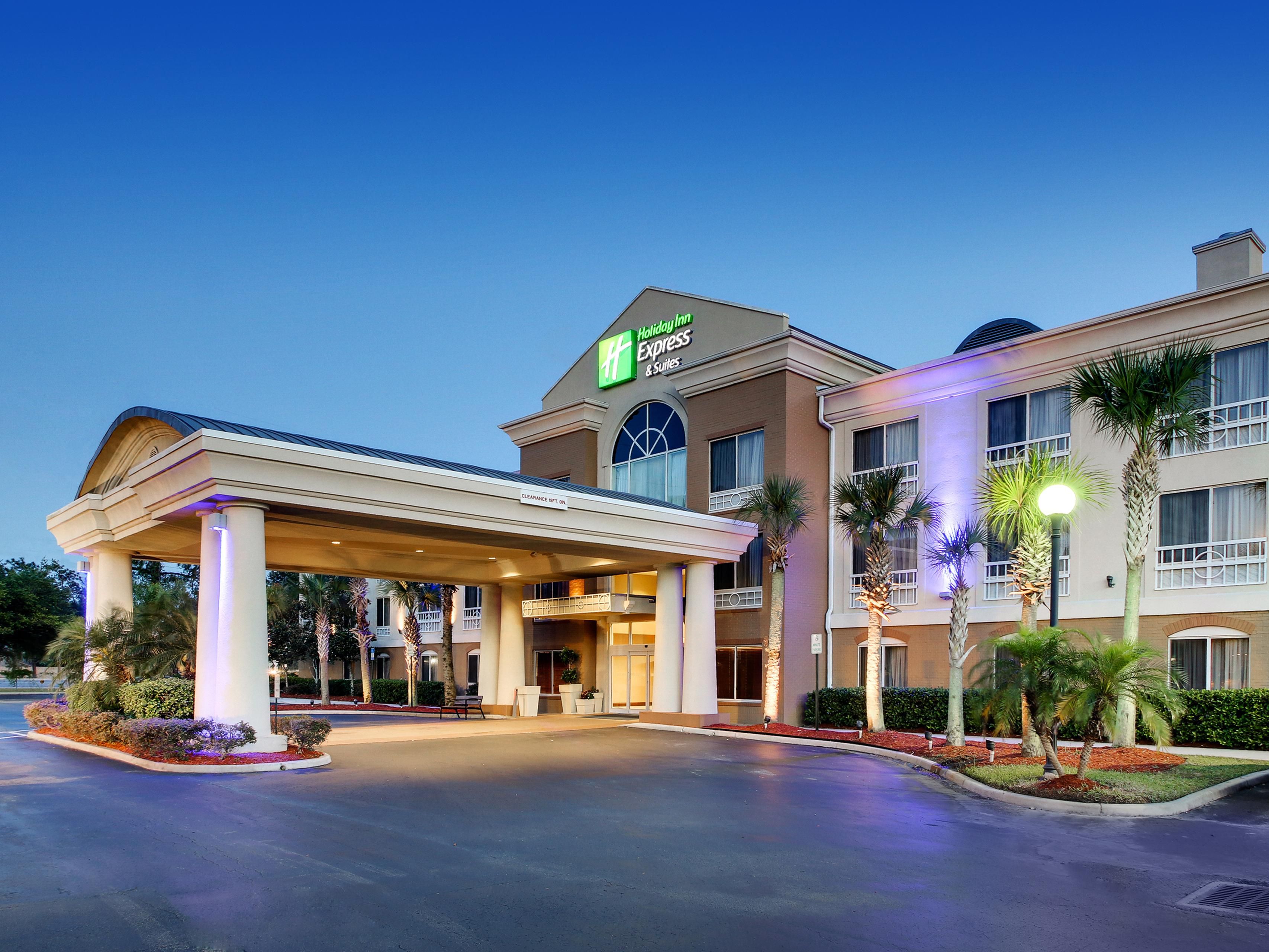Budget Hotels in Jacksonville, FL | Holiday Inn Express Jacksonville