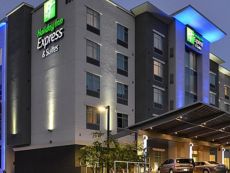 Holiday Inn Express & Suites Jacksonville-Camp LeJeune Area