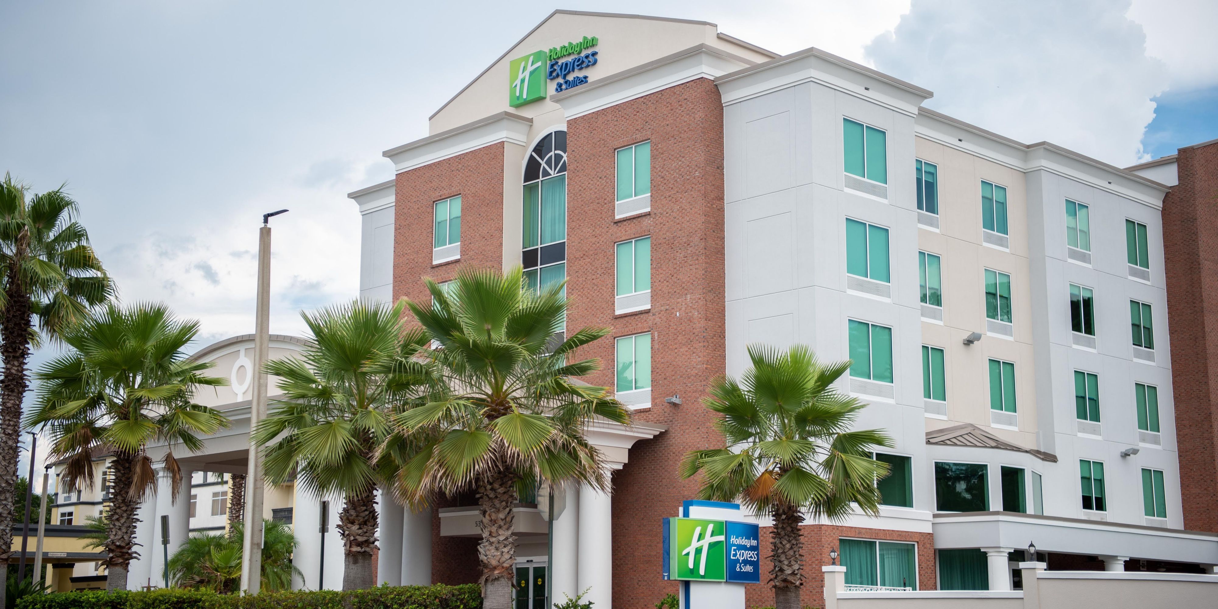 Holiday Inn Express & Suites 查菲，杰克逊维尔西