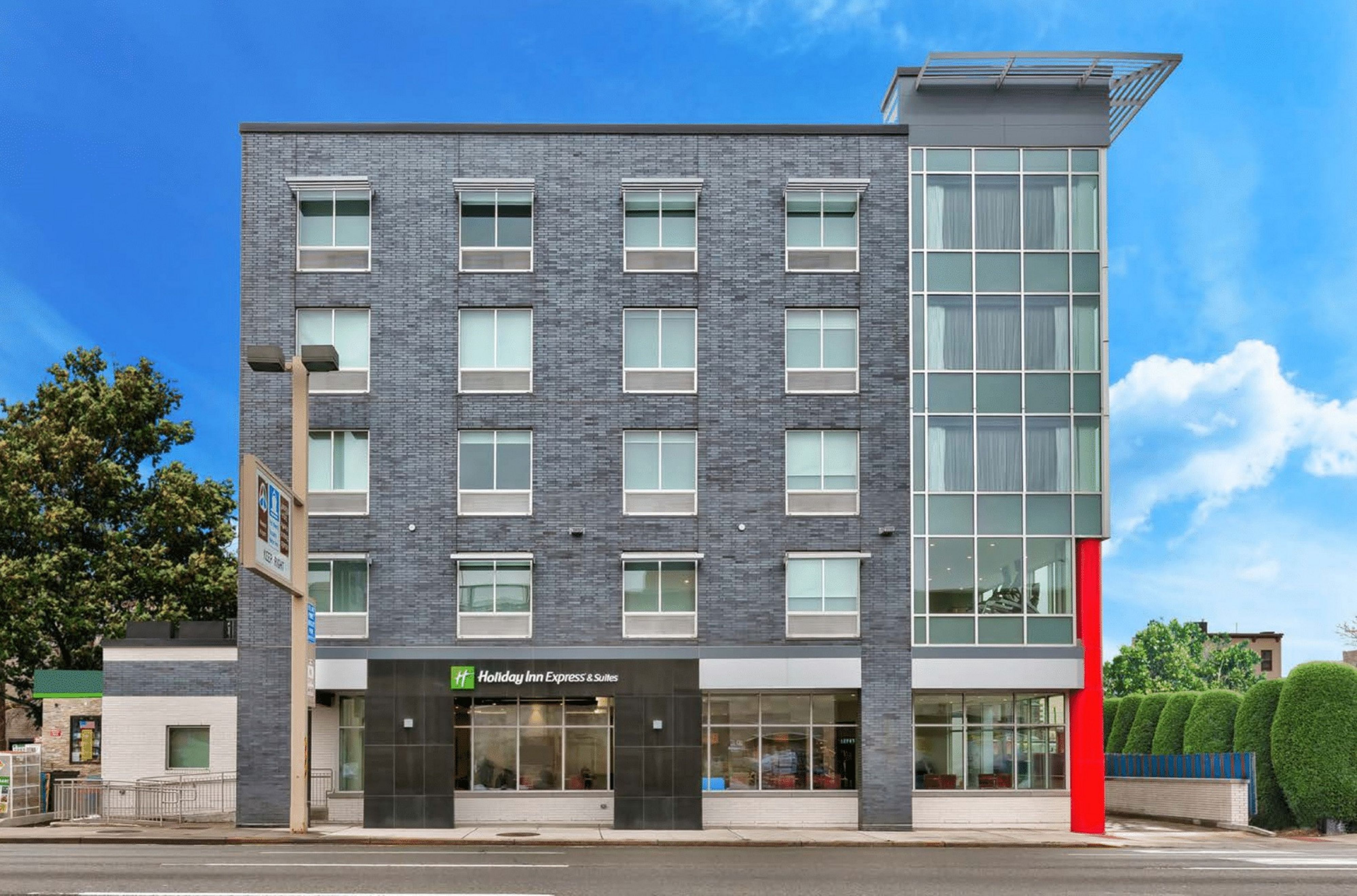 Holiday Inn Express & Suites Jersey City — Holland Tunnel exterior